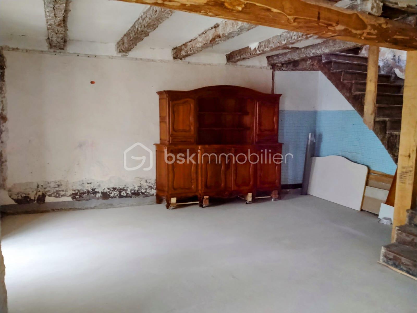 Maison ancienne de 140 m² - BRISBARE 2.jpg