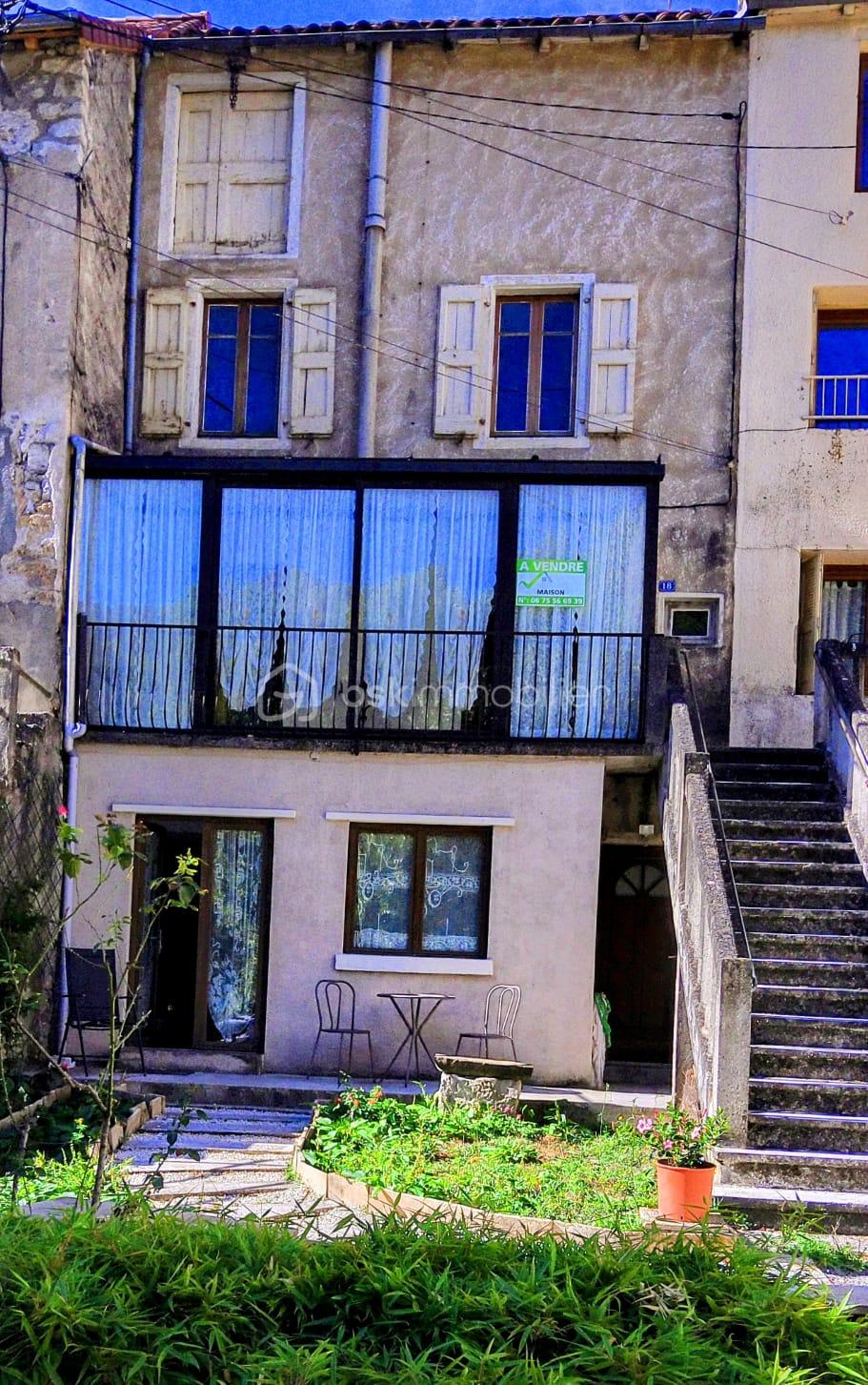 Maison ancienne de 140 m² - BRISBARE 7.jpg