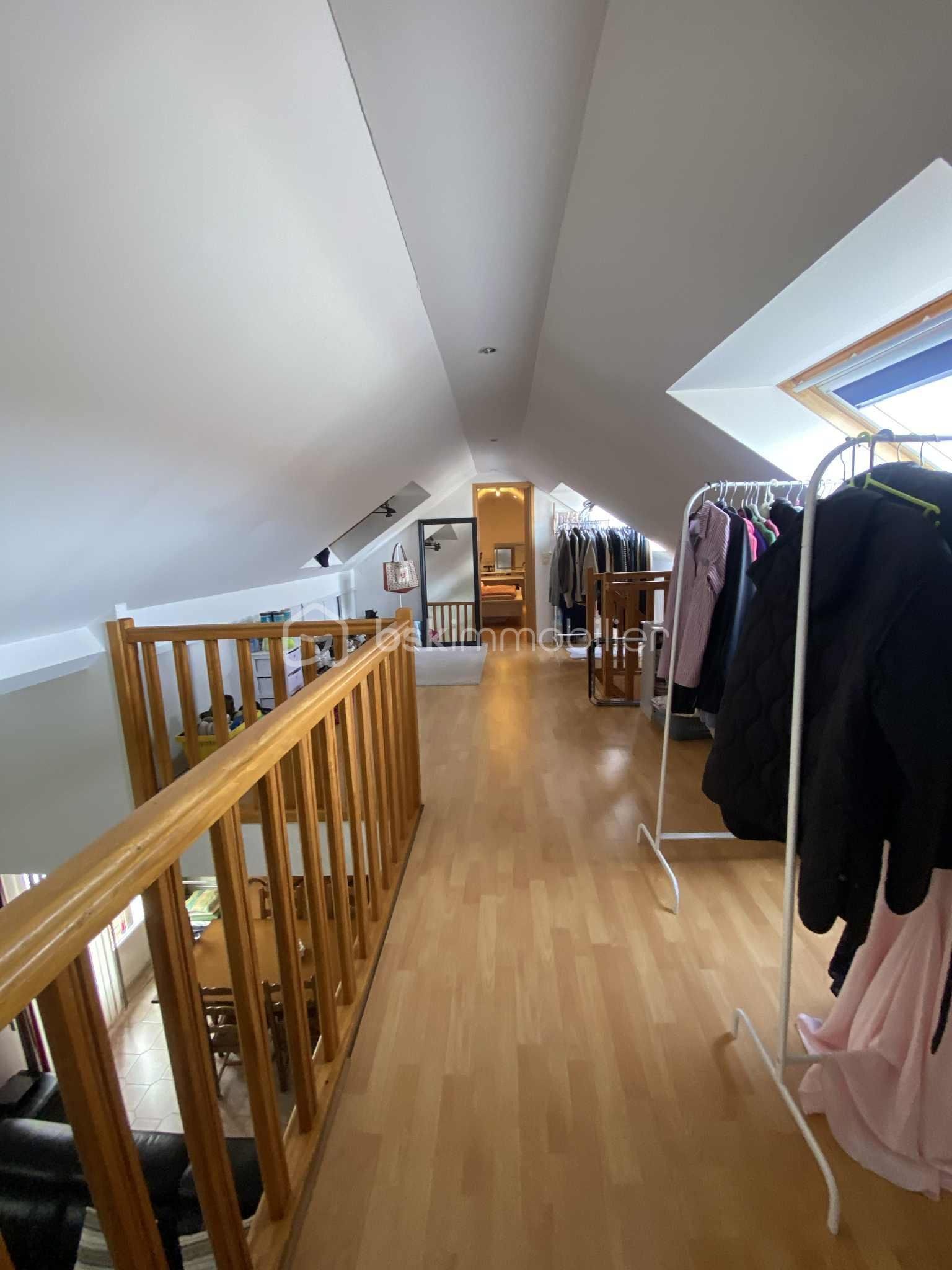 Maison traditionnelle de 107 m² - dc1fe3b8-5616-4184-8c79-801fc647e686.jpg