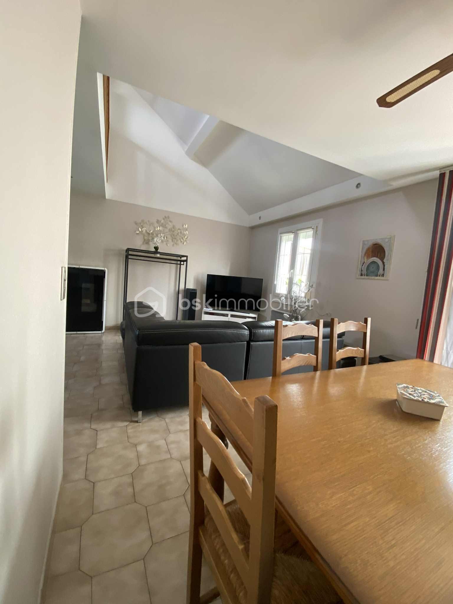 Maison traditionnelle de 107 m² - 2ef201b3-7a45-4403-967e-797e4e440e42.jpg