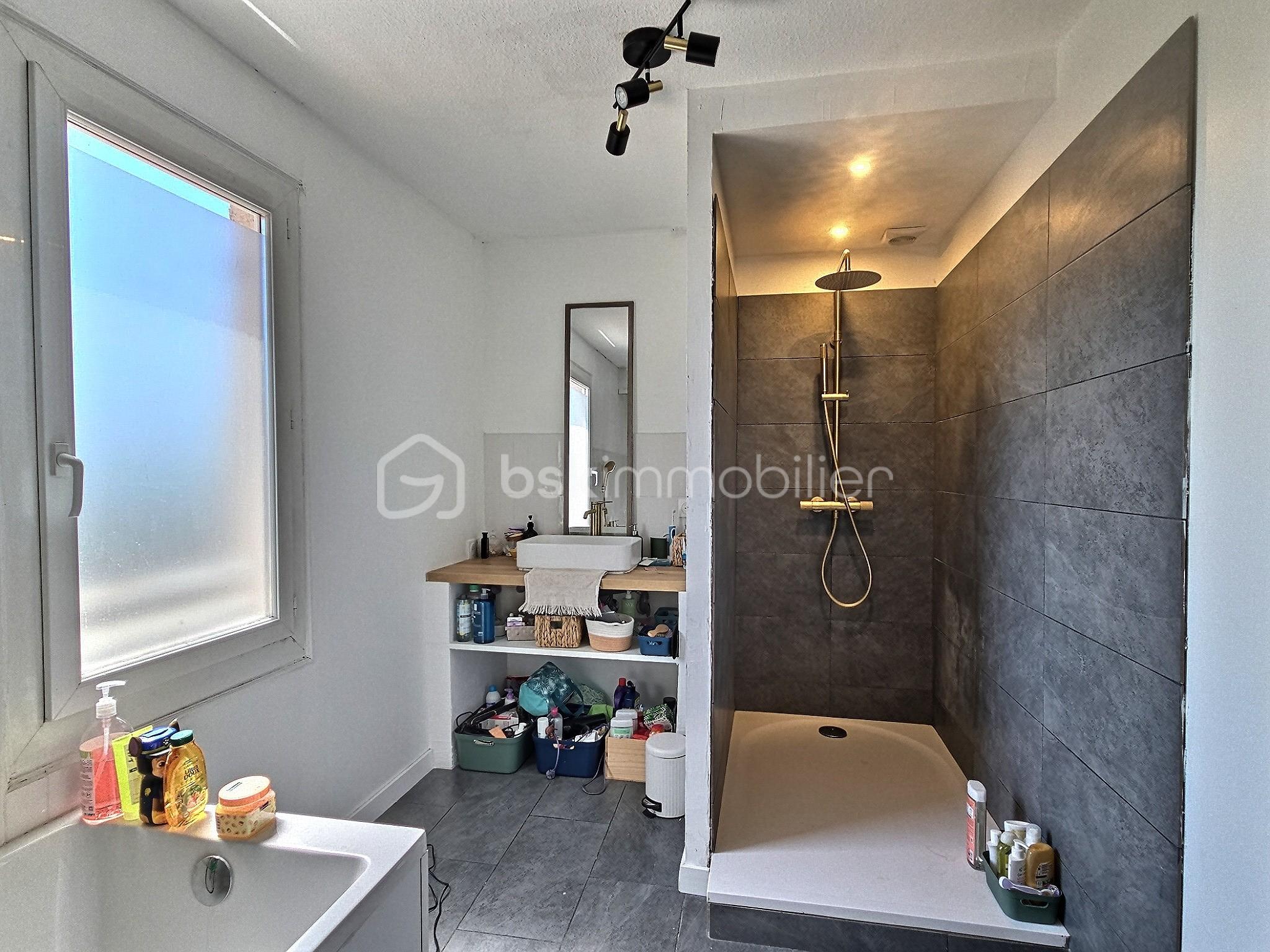 Maison de ville de 107 m² - exposio_132785050.jpg