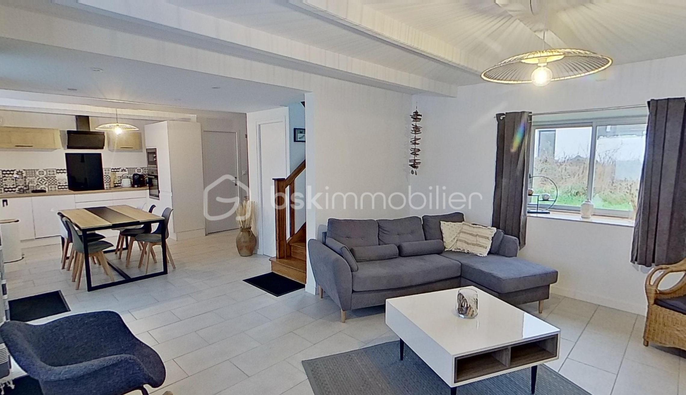 Maison traditionnelle de 79 m² - vue ensemble salon sejour.jpg