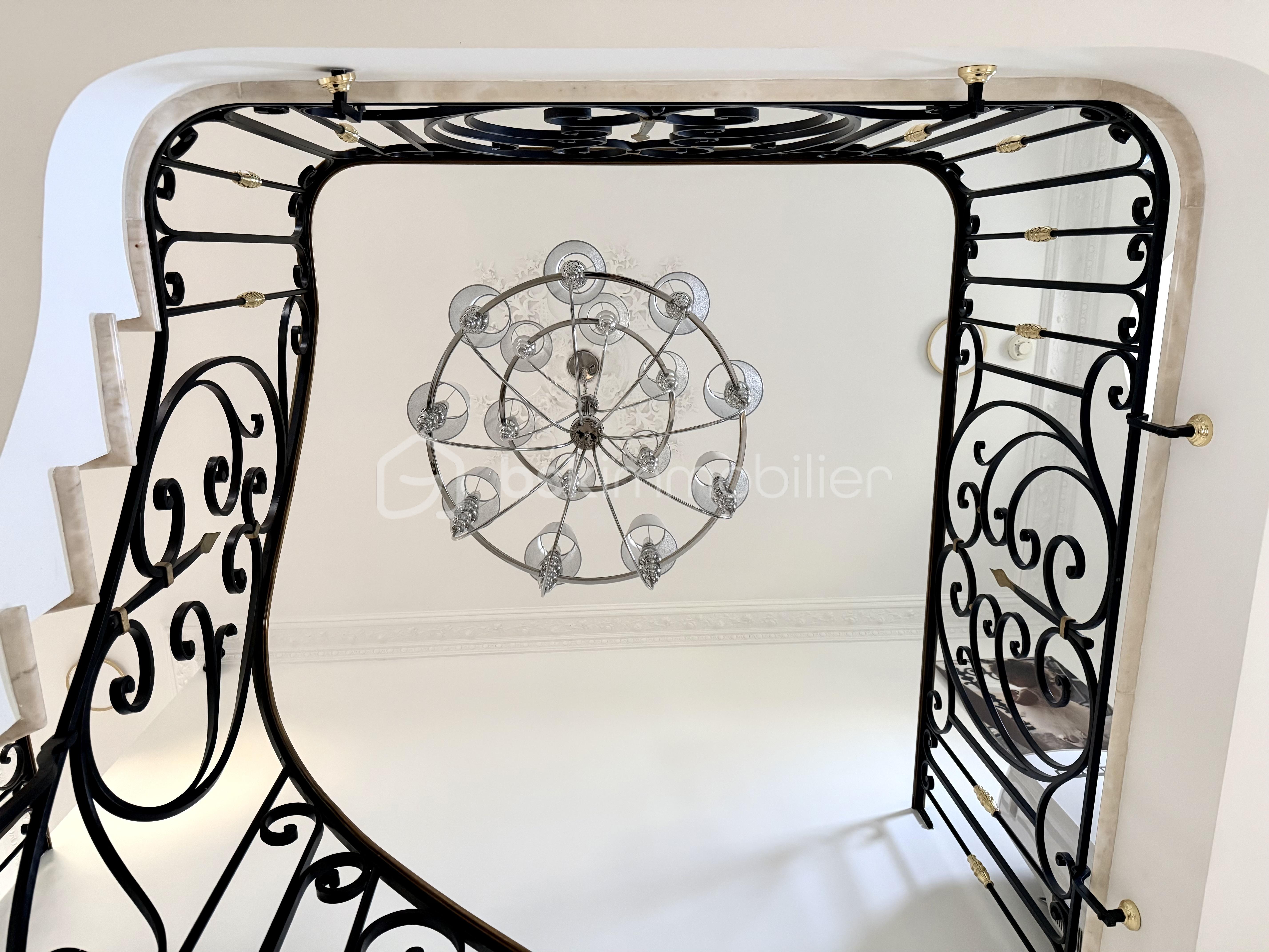 Villa de 180,14 m² - Escalier.jpeg