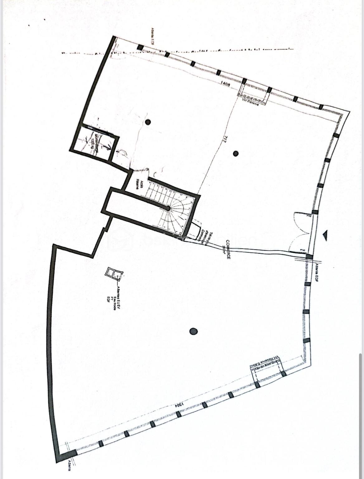 Local d'activités de 42,50 m² - IMG_6700.jpg
