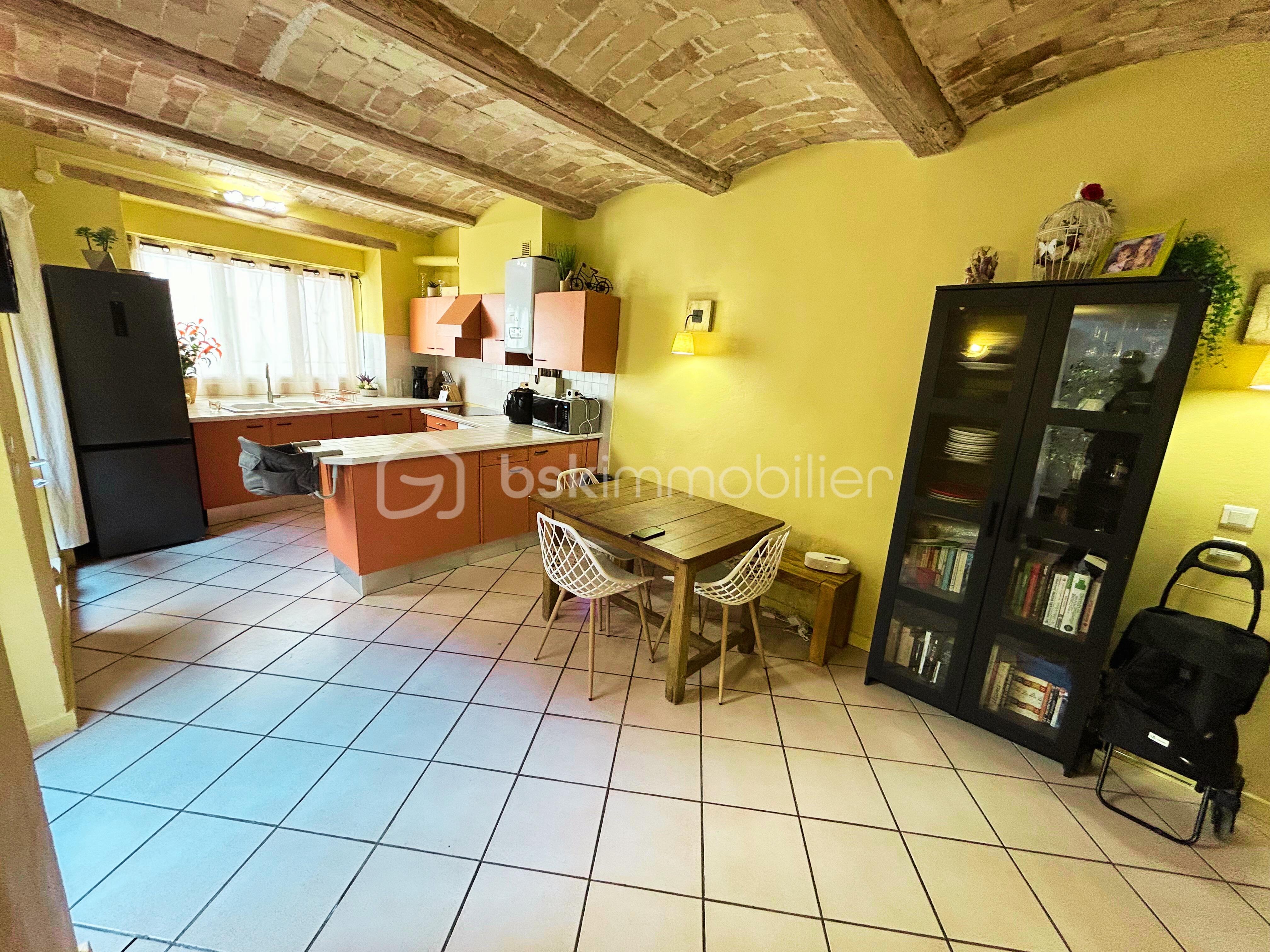 Maison de ville de 108 m² - 4282764c-8cee-4ccc-ba22-ca66b03c43c9.jpg