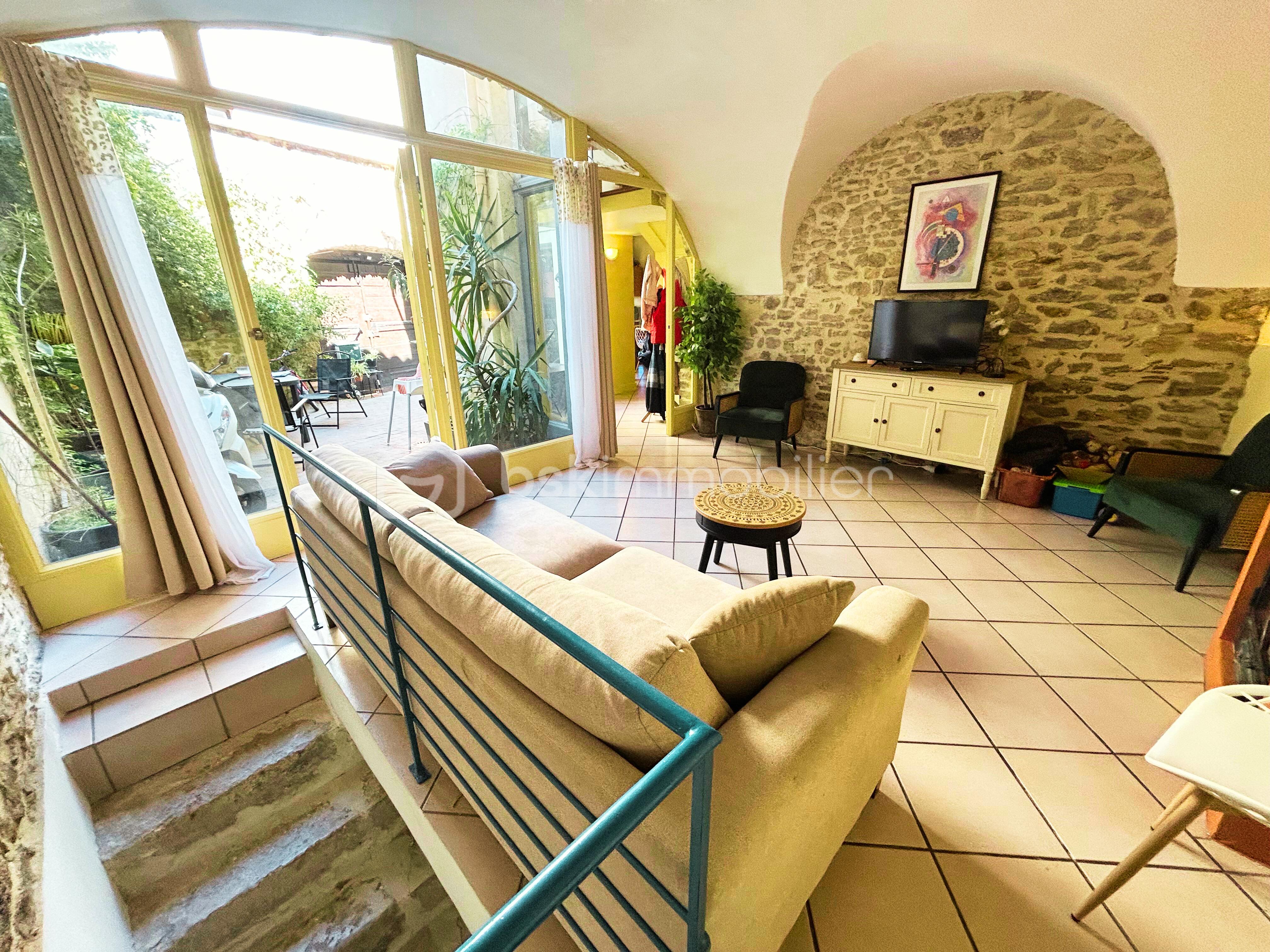 Maison de ville de 108 m² - 55eca2ae-b229-4005-b841-476807b28002.jpg