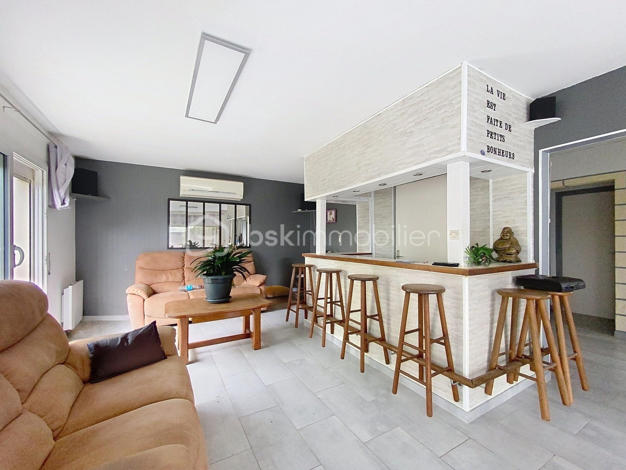 Maison en pierre de 126 m² - ferte_000001.jpg