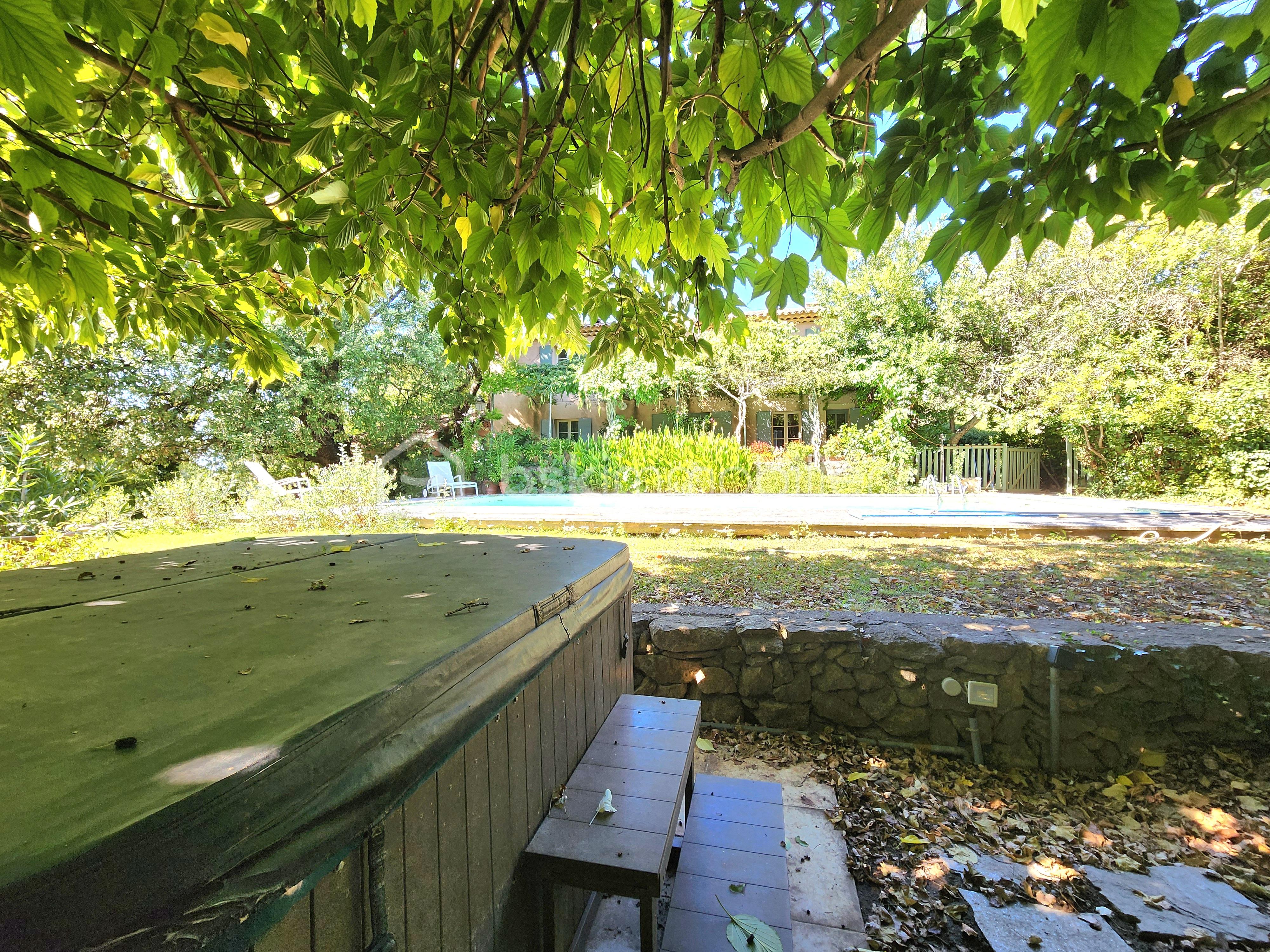 Ferme de 240 m² - JACCUZI.jpg