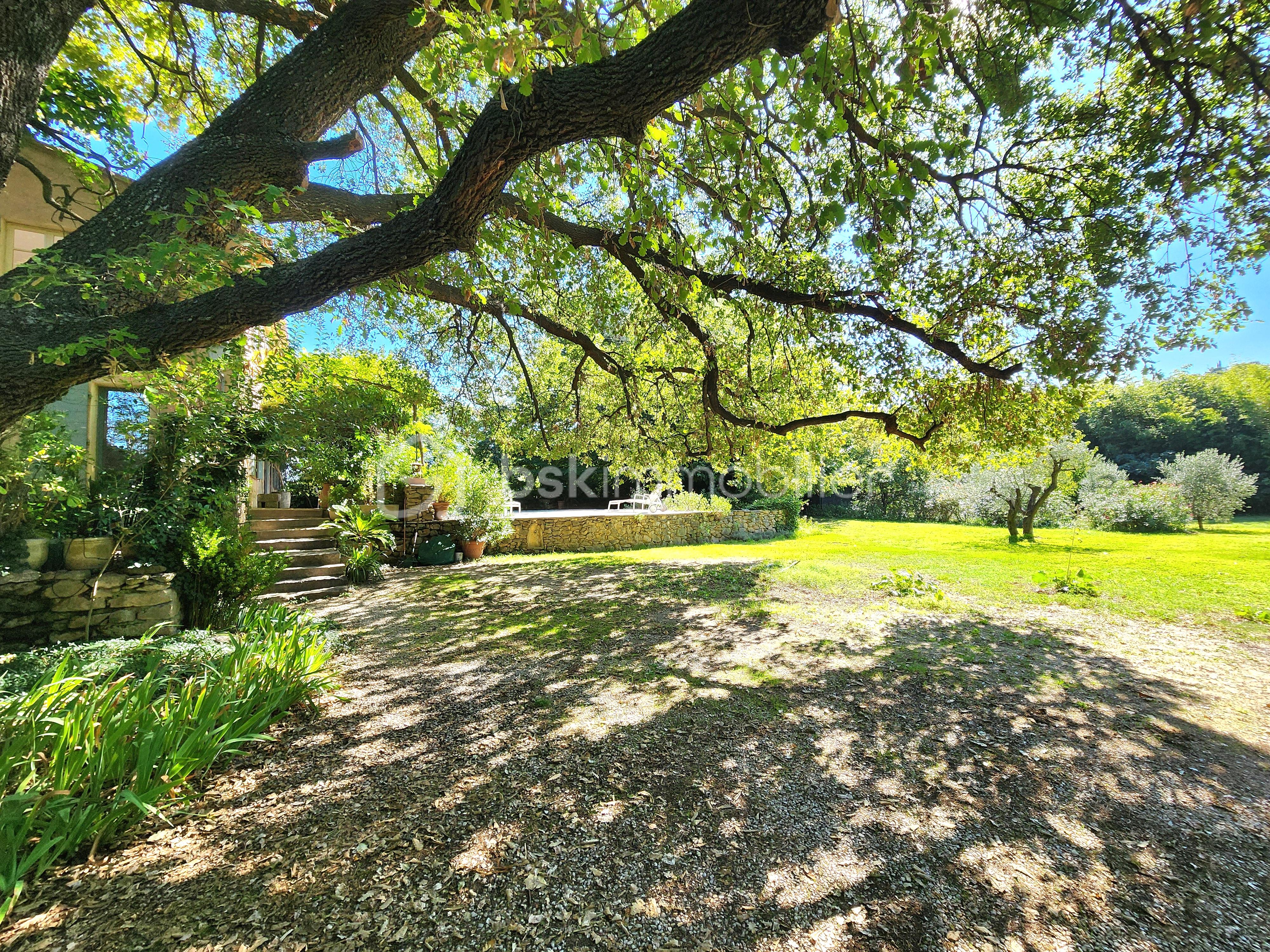Ferme de 240 m² - jardin--.jpg