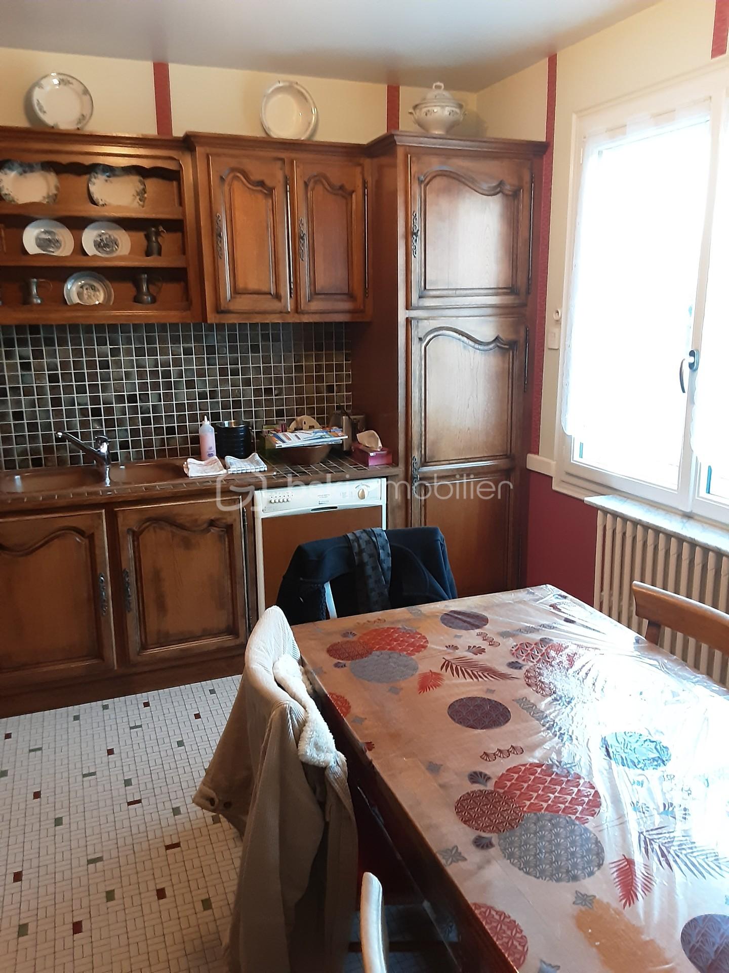 Maison traditionnelle de 124 m² - 85f8c98a-9ee6-4cf2-b6ca-e98efcb5167e.jpg