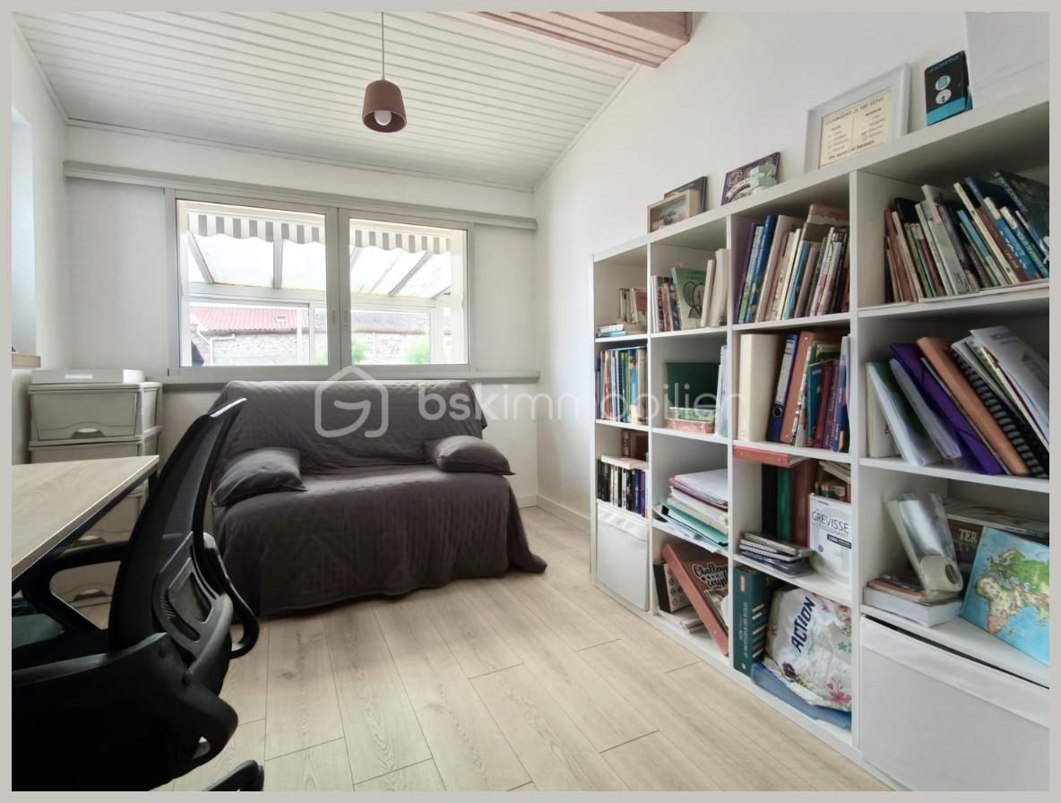Bureau .png