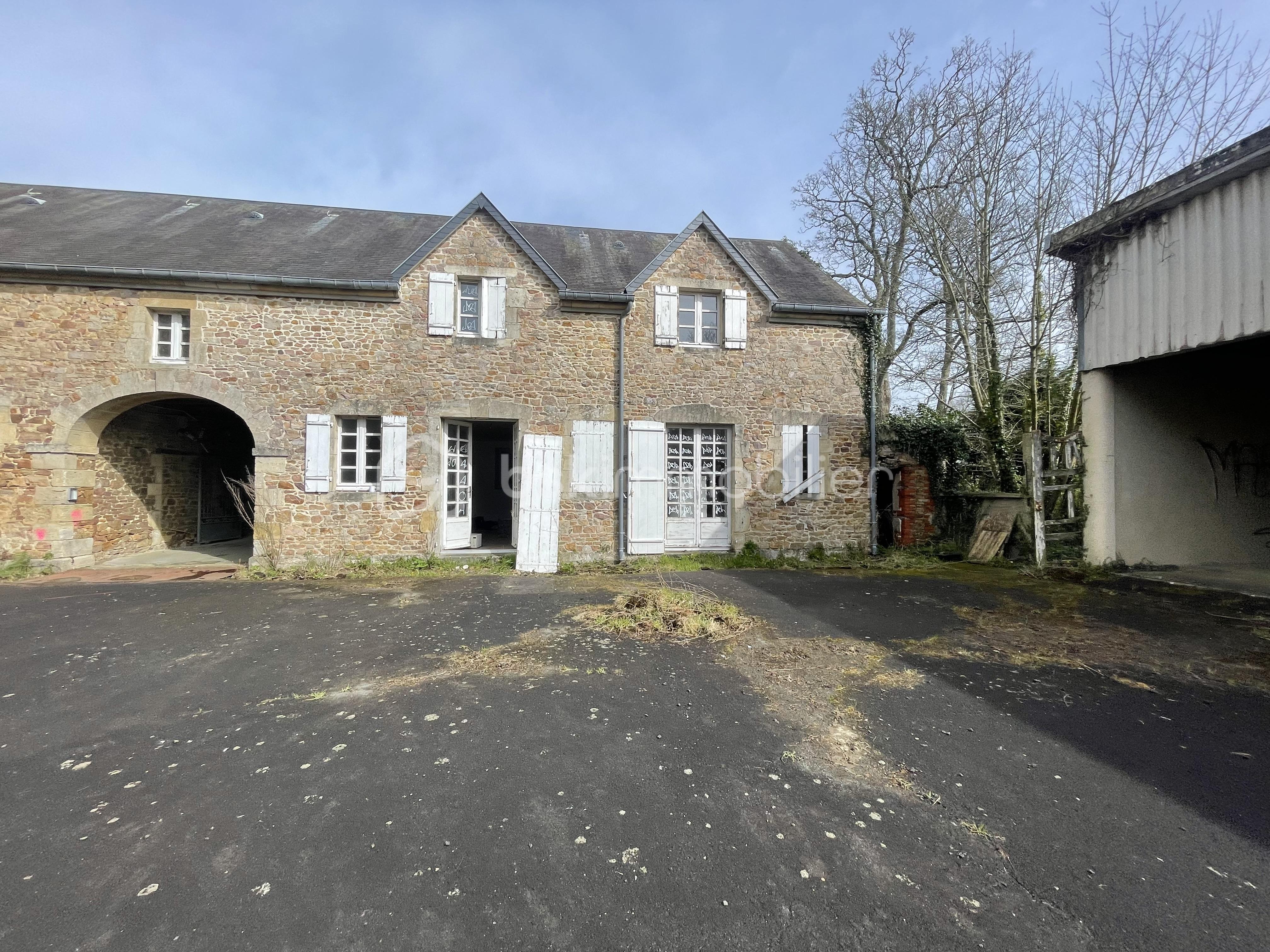 Maison de gardien avant.jpg