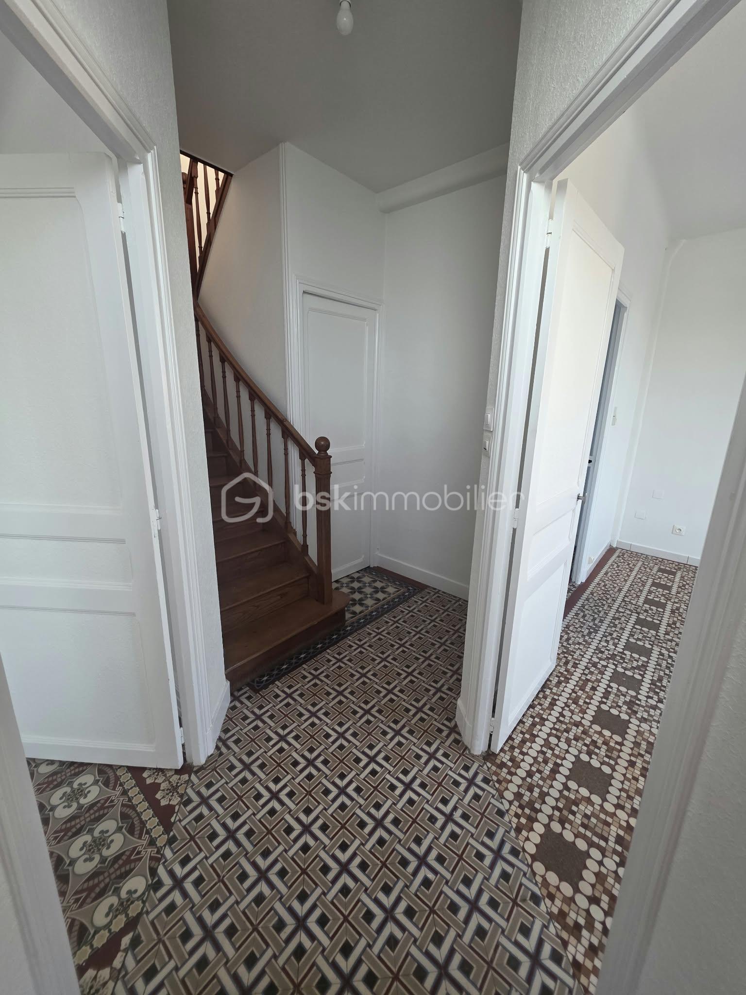4cab7897-f2bd-48b7-bd97-66a339f576a9.jpg