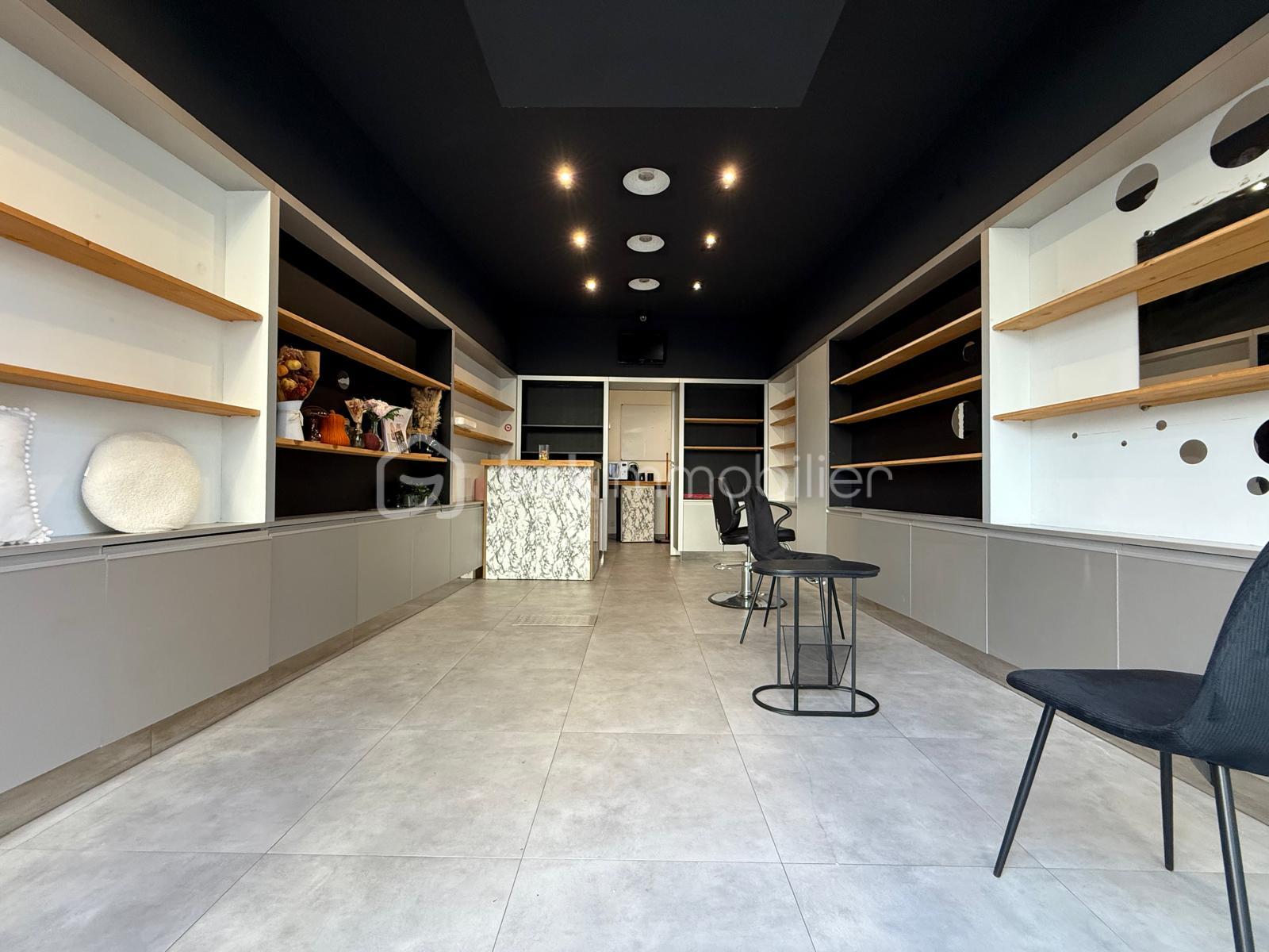 Local commercial de 25,03 m² - C.JPG