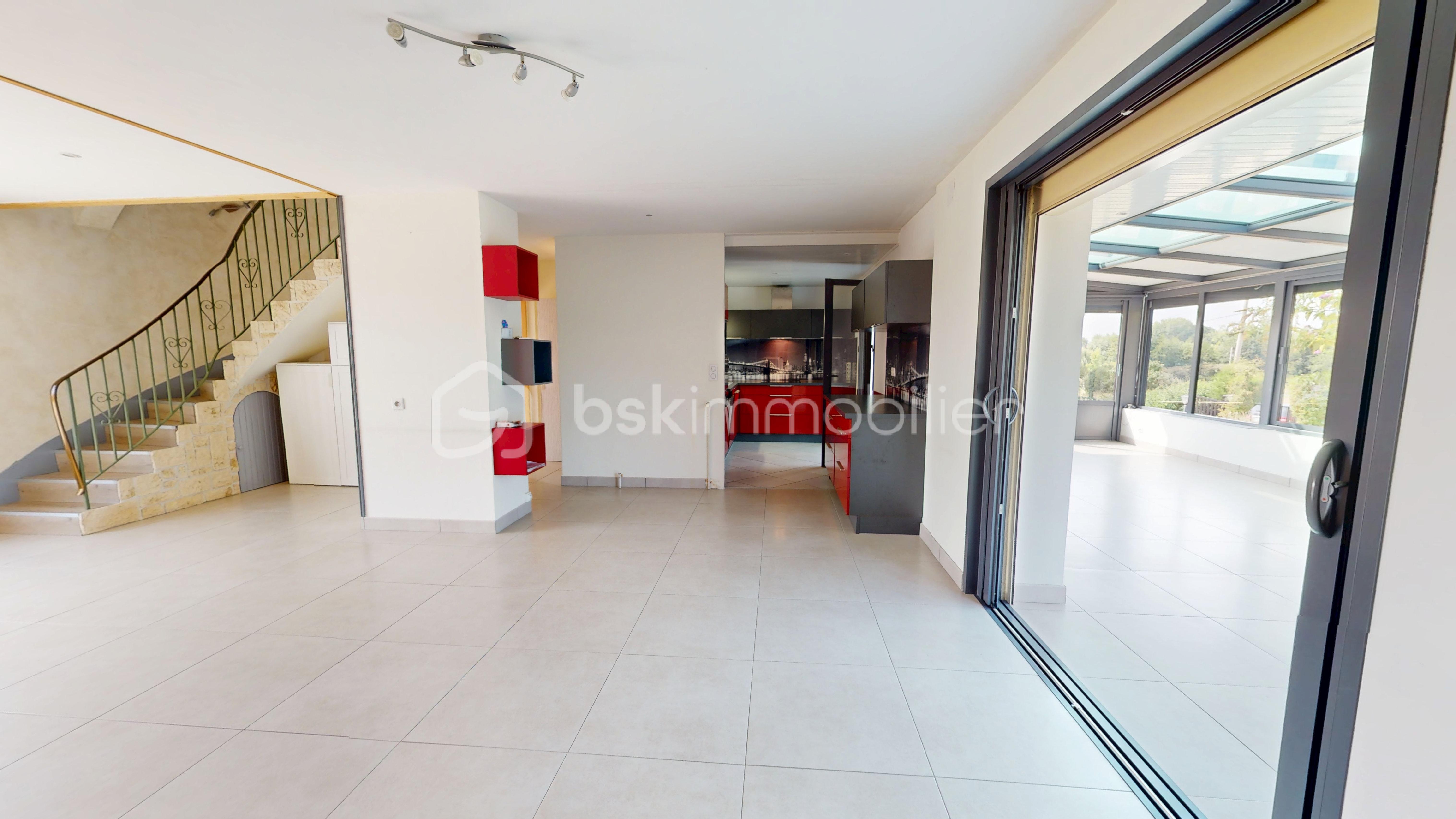 Maison de 150 m² - Vente-Maison-7-pieces-Quiers-sur-Bezonde-150-m-08272025_074539.jpg