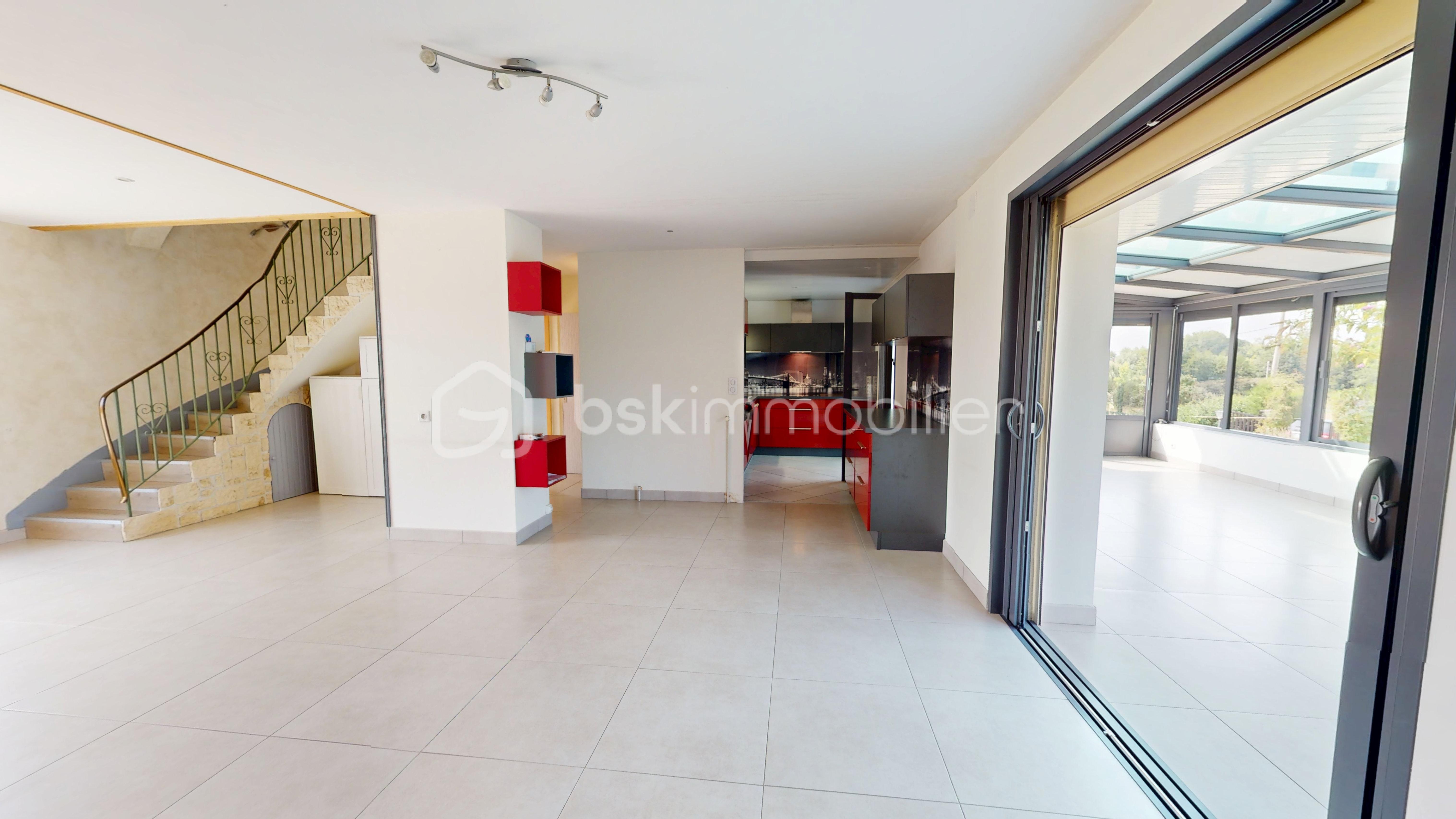 Maison de 150 m² - Vente-Maison-7-pieces-Quiers-sur-Bezonde-150-m-08272025_074735.jpg