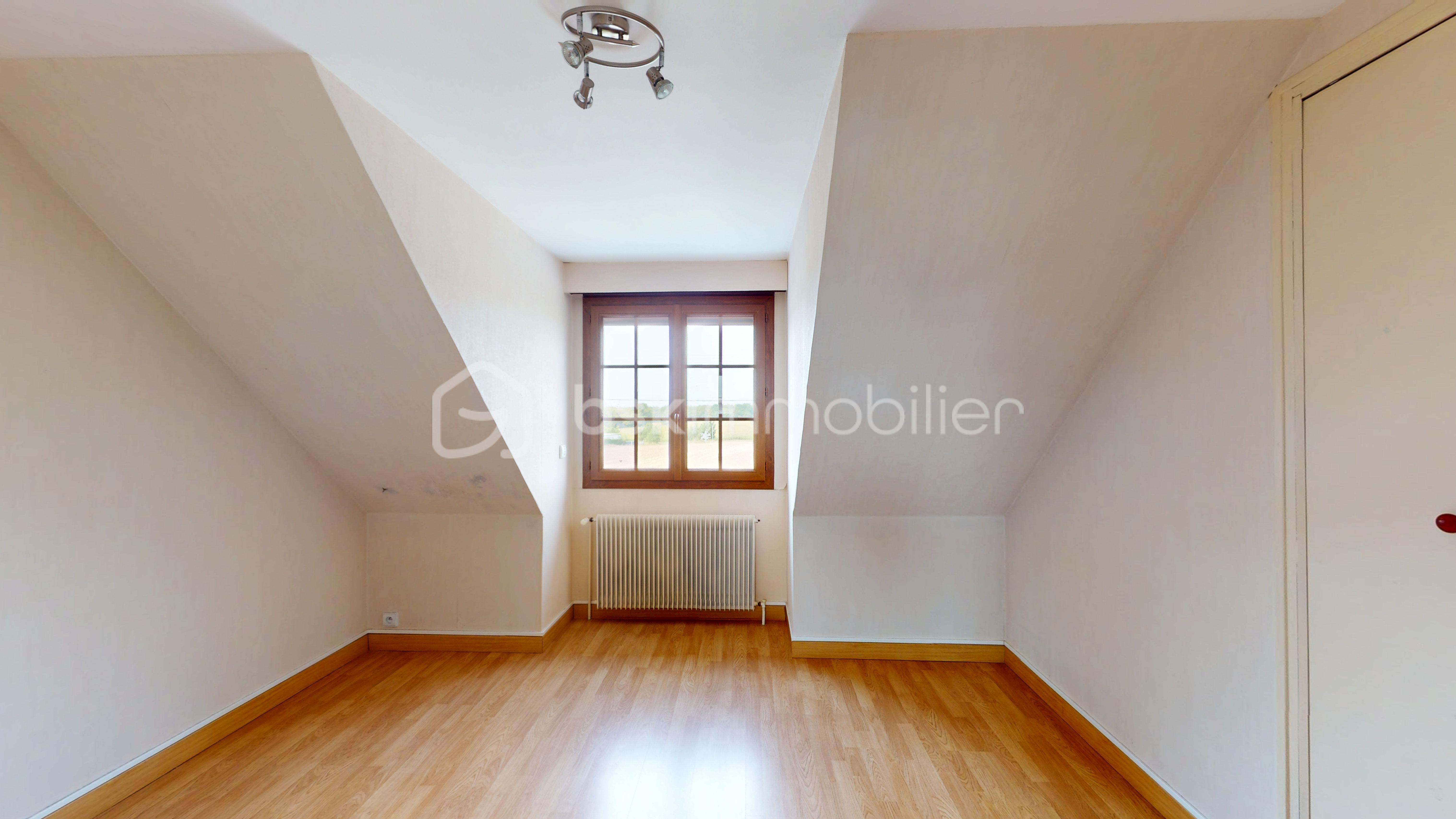 Maison de 150 m² - Vente-Maison-7-pieces-Quiers-sur-Bezonde-150-m-08272025_074946.jpg