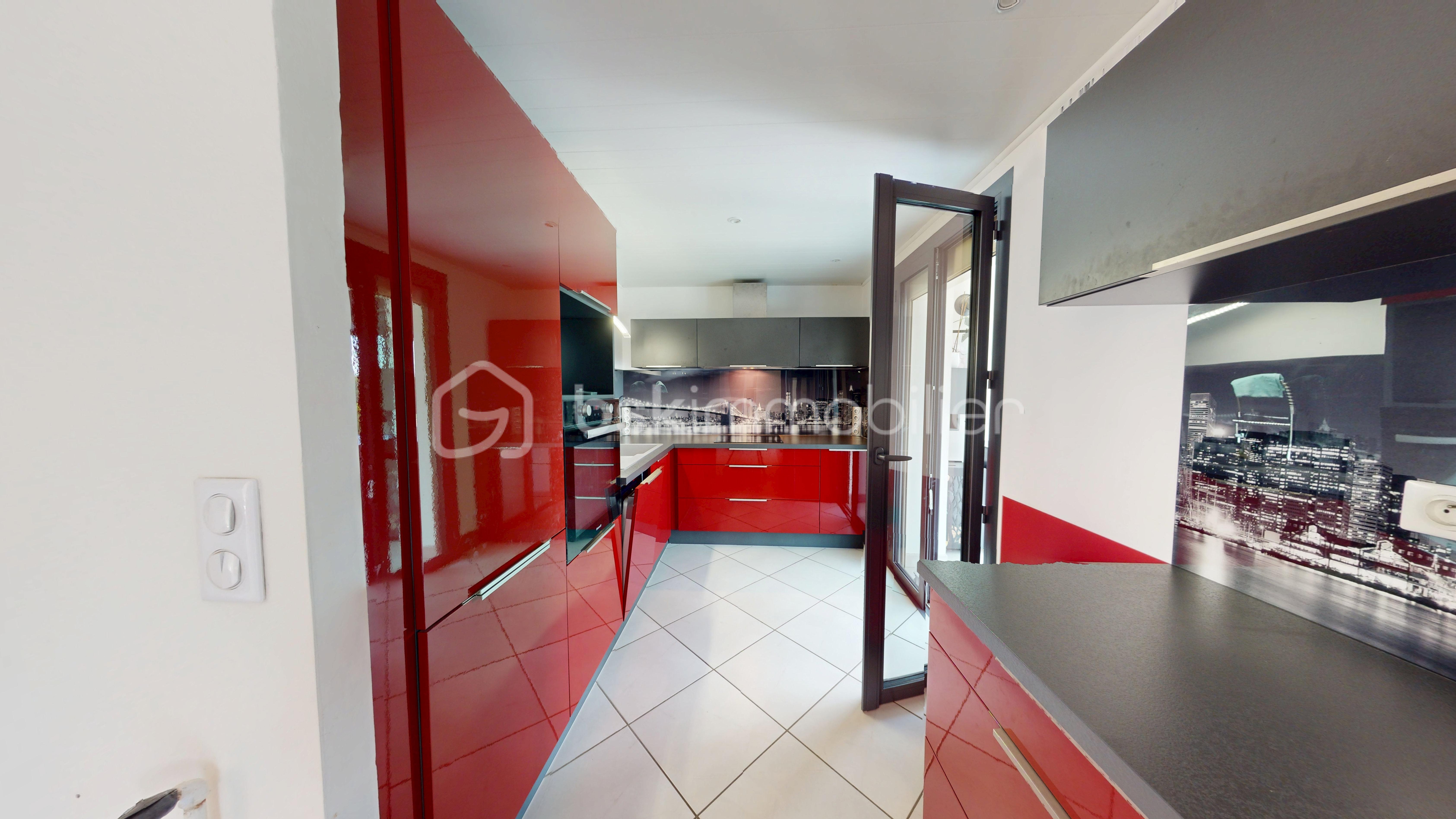 Maison de 150 m² - Vente-Maison-7-pieces-Quiers-sur-Bezonde-150-m-08272025_074357.jpg