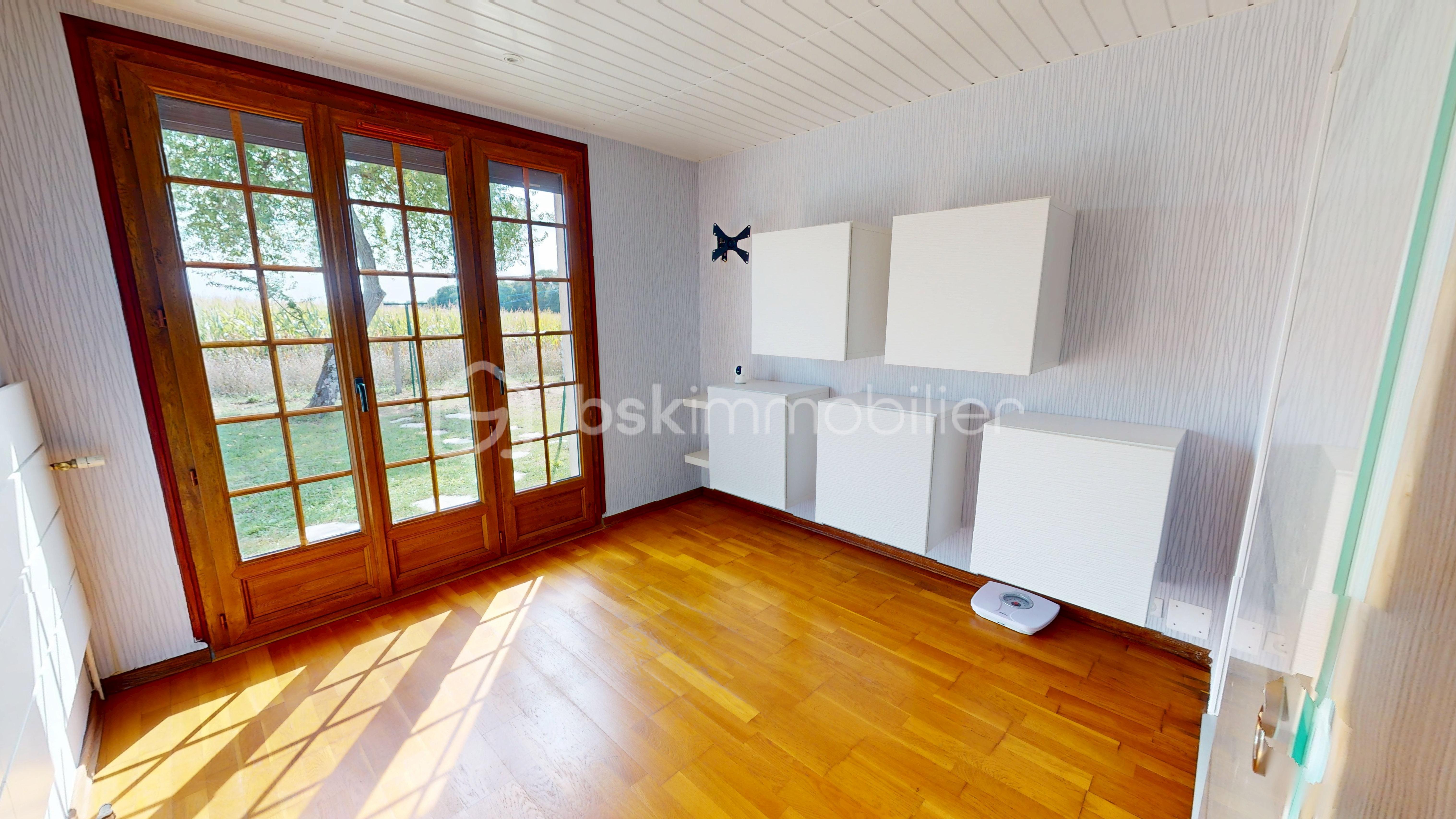 Maison de 150 m² - Vente-Maison-7-pieces-Quiers-sur-Bezonde-150-m-08272025_074625.jpg