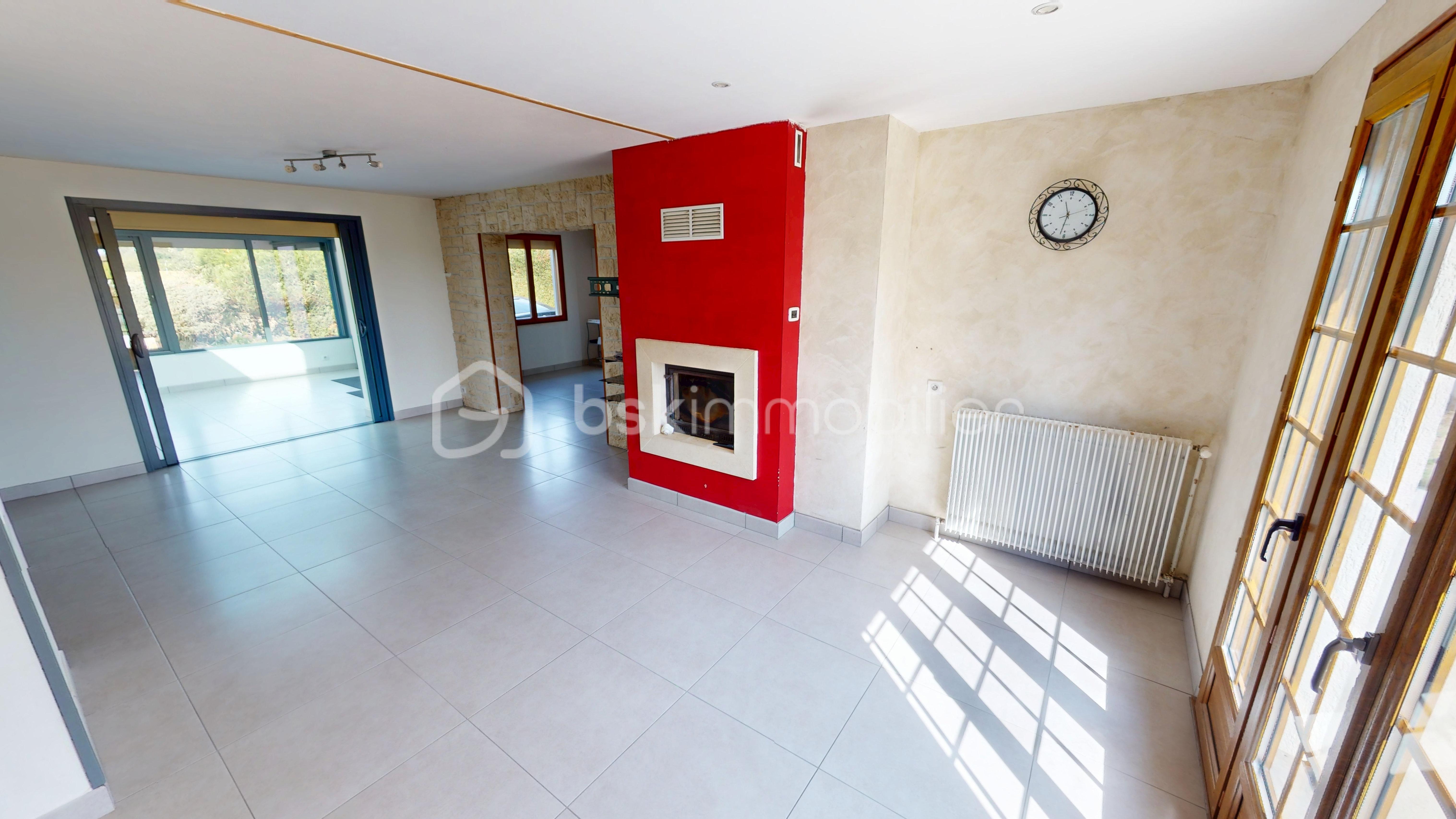 Maison de 150 m² - Vente-Maison-7-pieces-Quiers-sur-Bezonde-150-m-08272025_074807.jpg