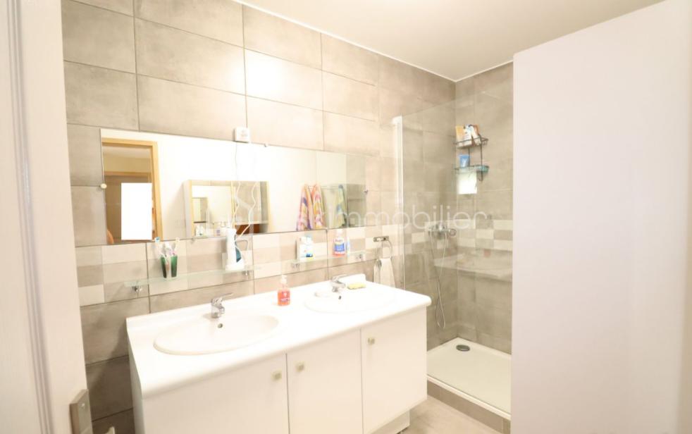 Maison de 99 m² - Salle d'eau.PNG