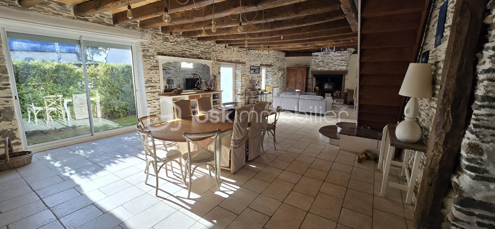 Maison de 215 m² - 20251030_114249.jpg