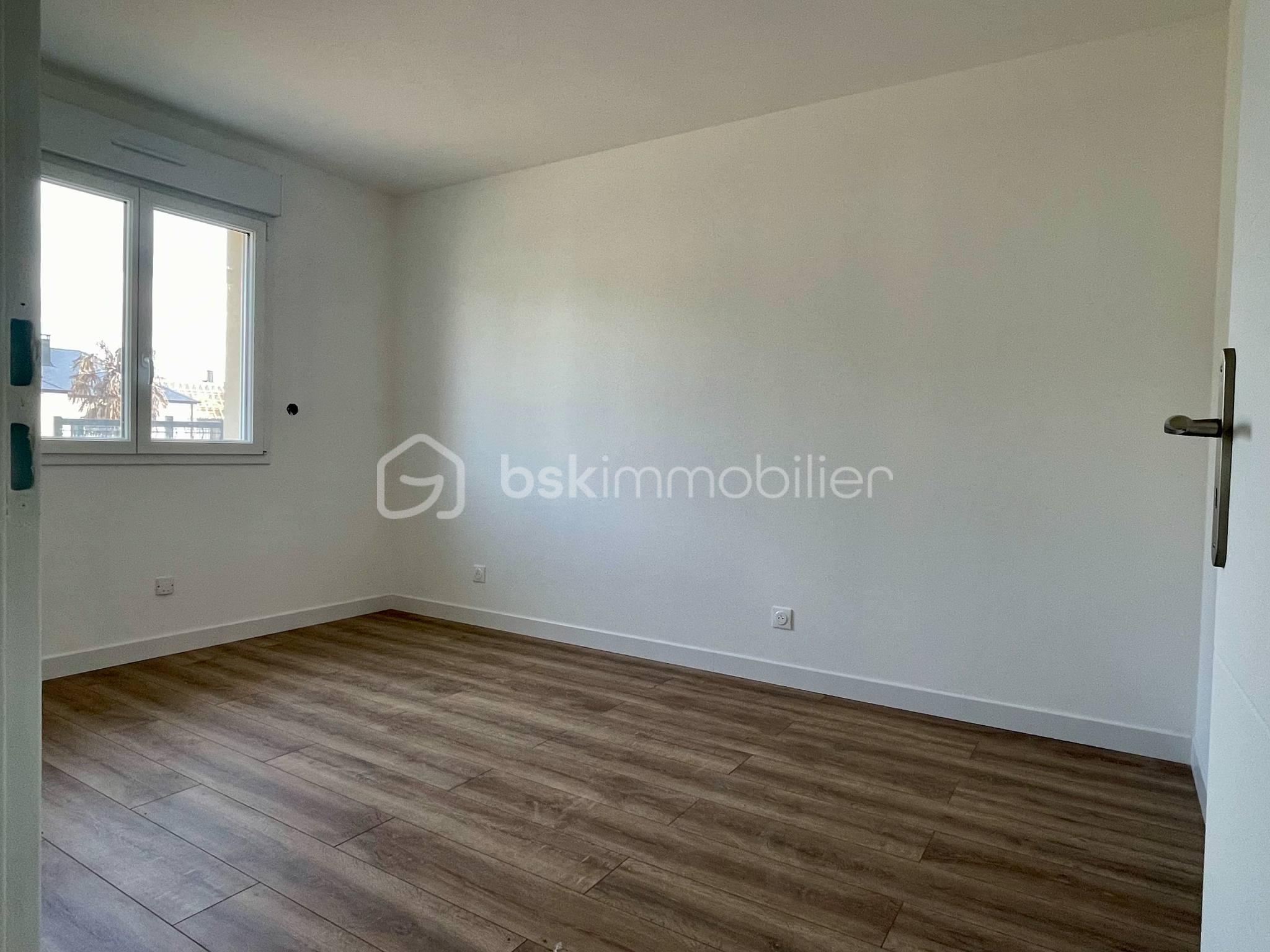 Maison contemporaine de 94 m² - 4ea58b12-d32c-4464-8125-2e8a8b6c4fc8.jpg