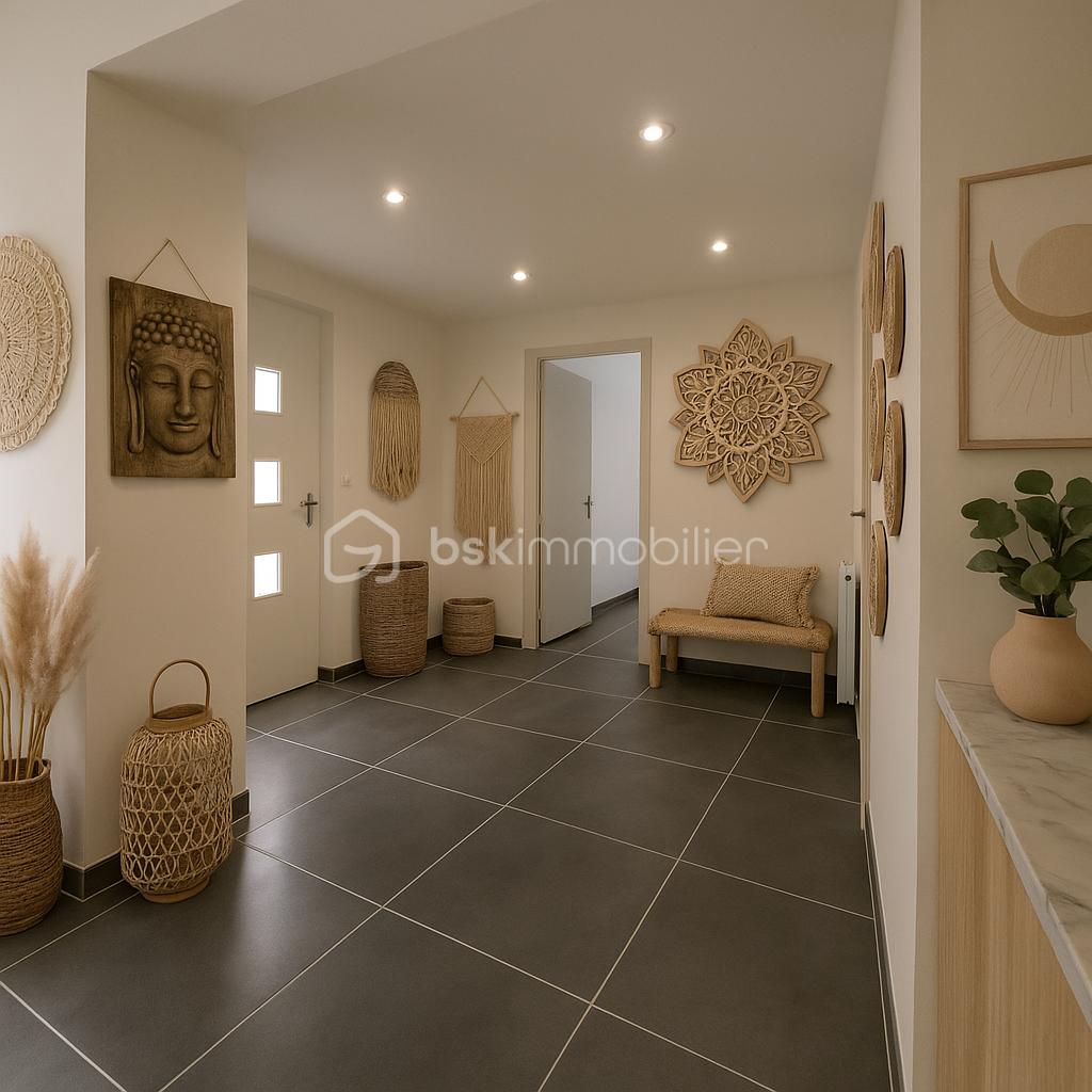Maison ancienne de 78 m² - hall d'entrée francourville.png