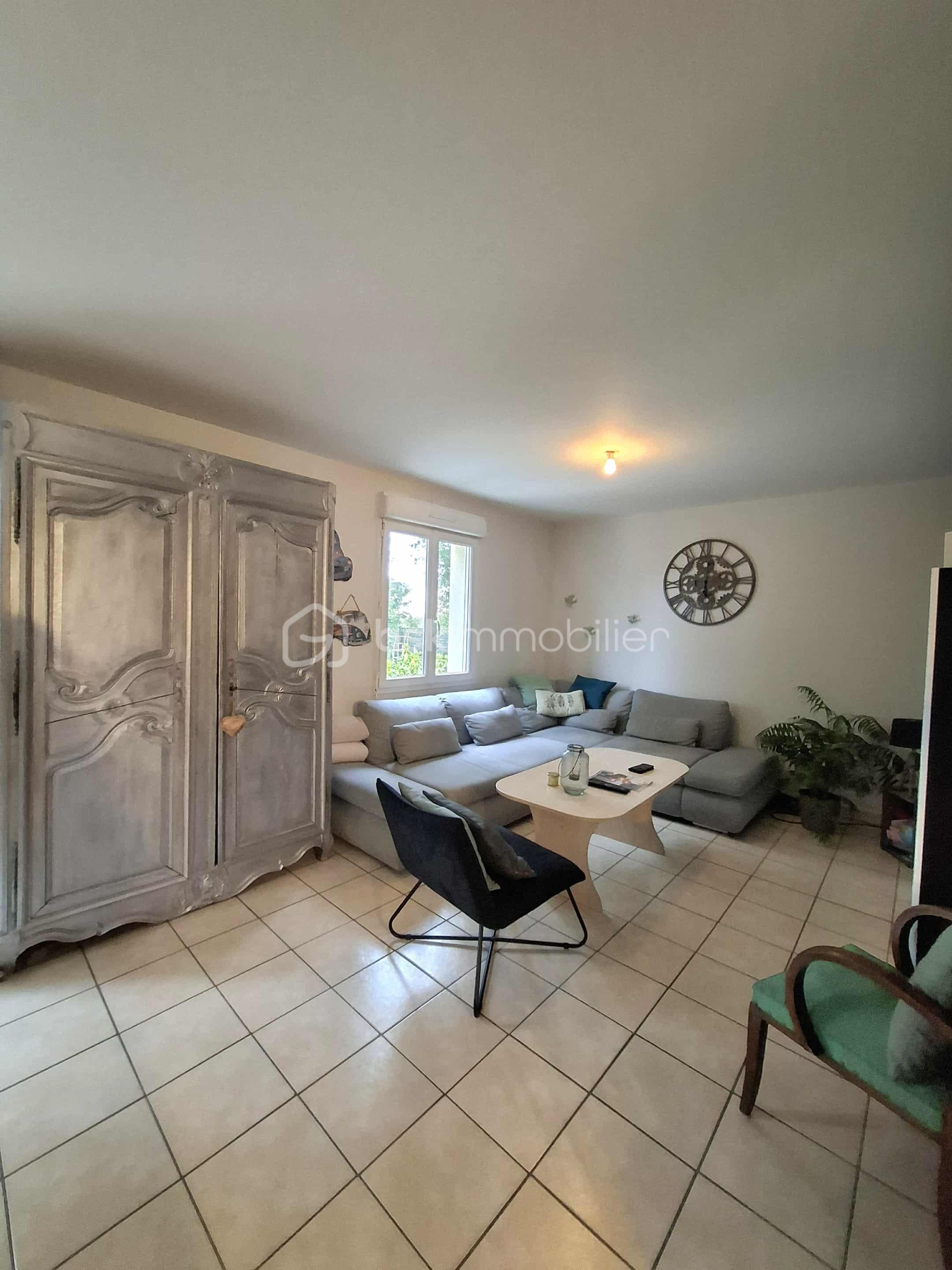 Maison de 177 m² - 0f92c09b-2354-4262-b0a1-6283f93f99fb.jpg