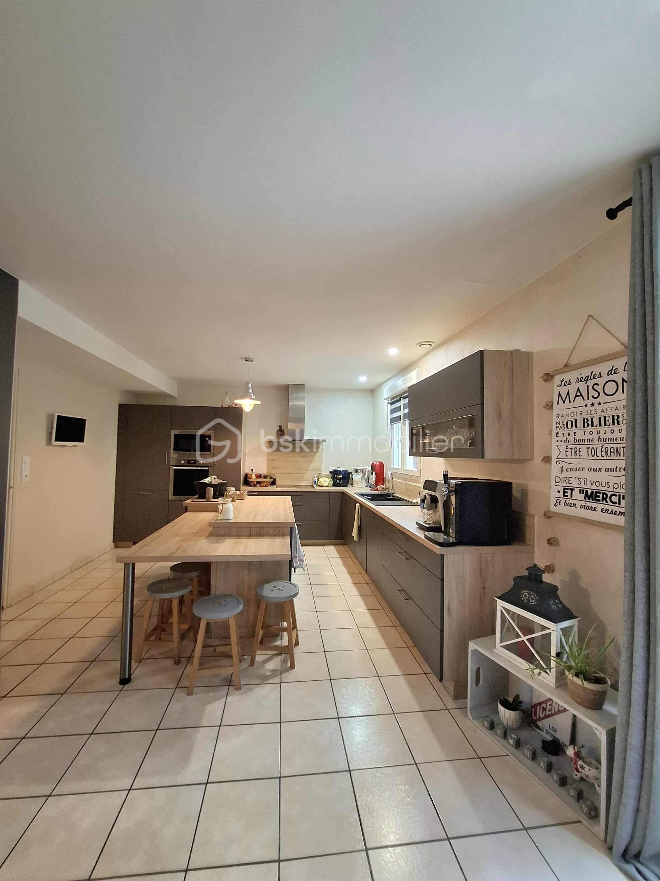 Maison de 177 m² - ac1dd5f2-f3cd-40c8-83a8-7b4ab7bd4588.jpg