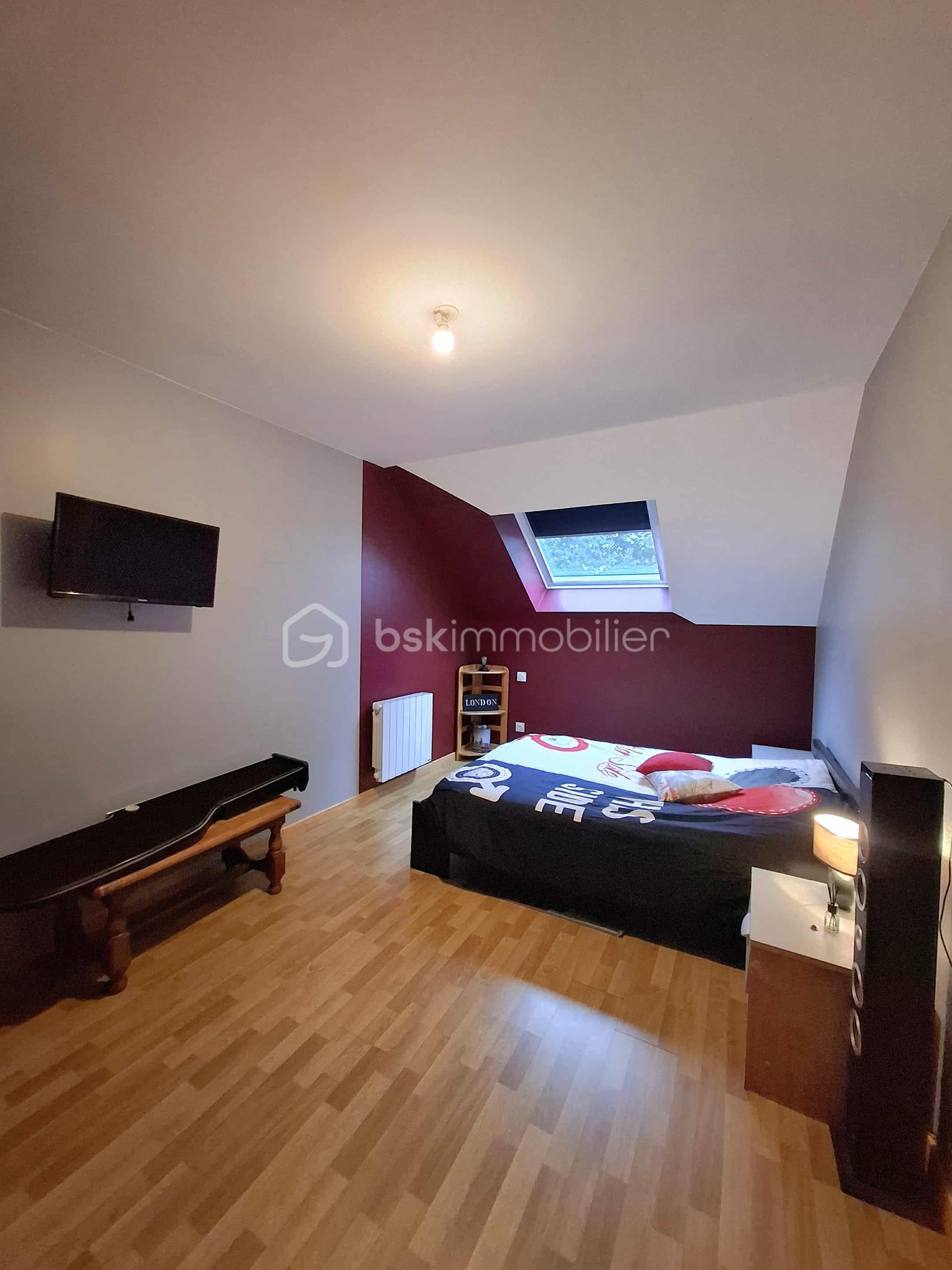 Maison de 177 m² - 874ddea4-619a-4ed9-91aa-b5e90147f51a.jpg