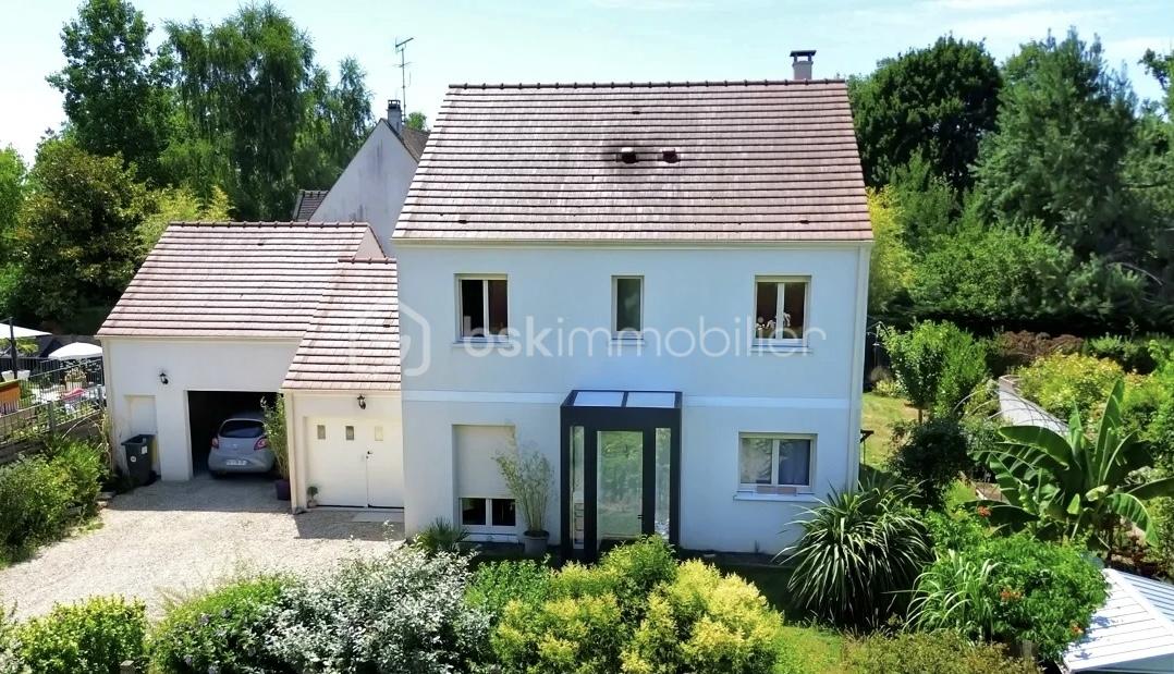 Maison de 130 m² - hoqi-bb5e436df02b4700ab399571ee4a59af.jpg