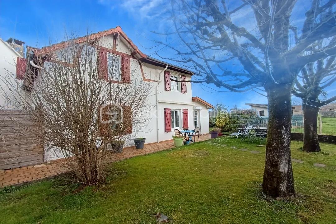 Maison de 175 m² - hoqi-89613ff6f1144b14b8c66d147b5b98c7.jpg