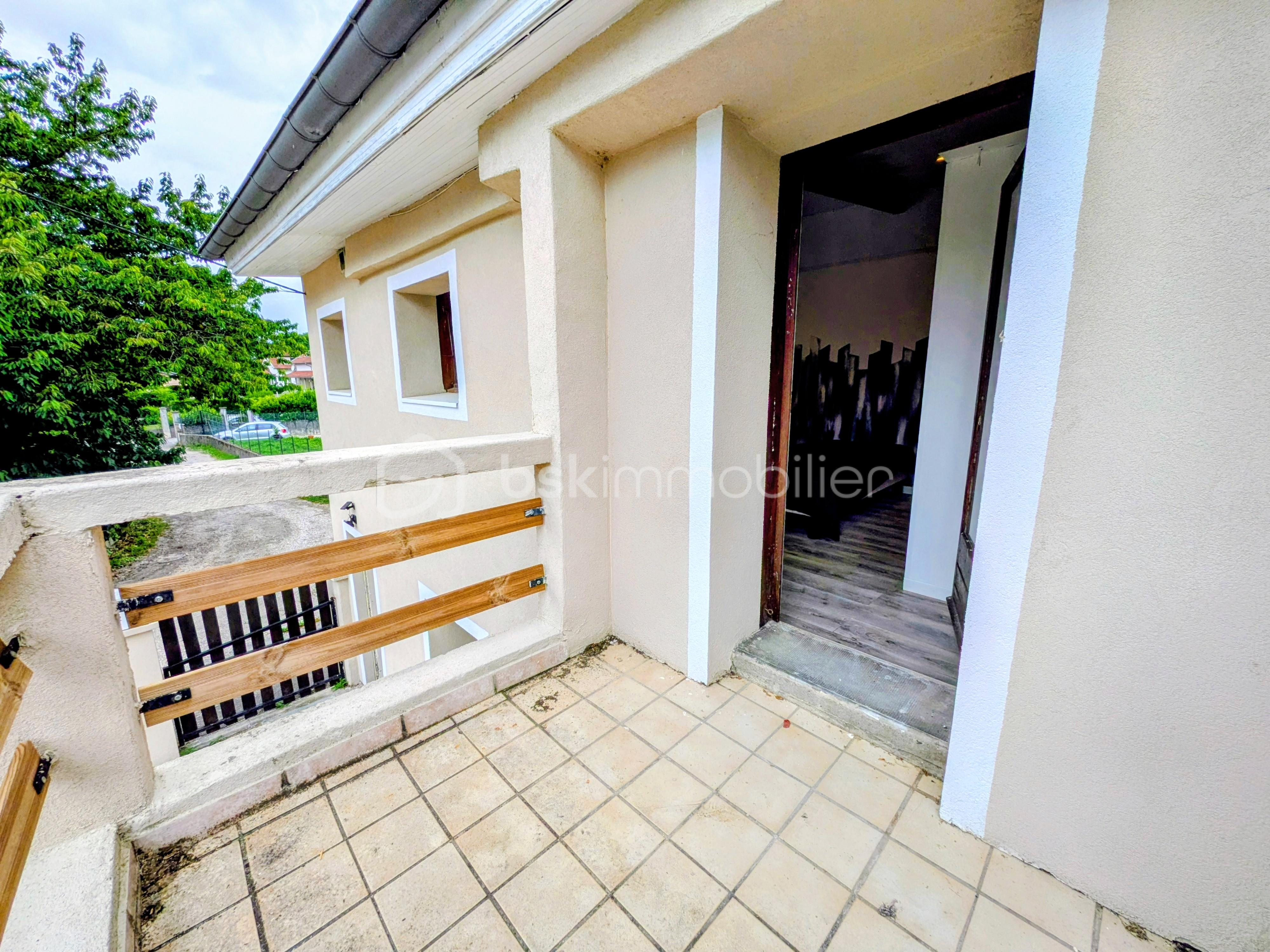 MAISON CHAMP SUR DRAC 38560 STEPHANIE DE ALMEIDA IMMOBILIER (47).jpg