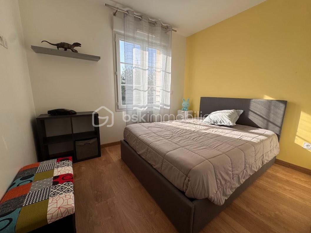 Maison traditionnelle de 90 m² - Chambre1.jpg