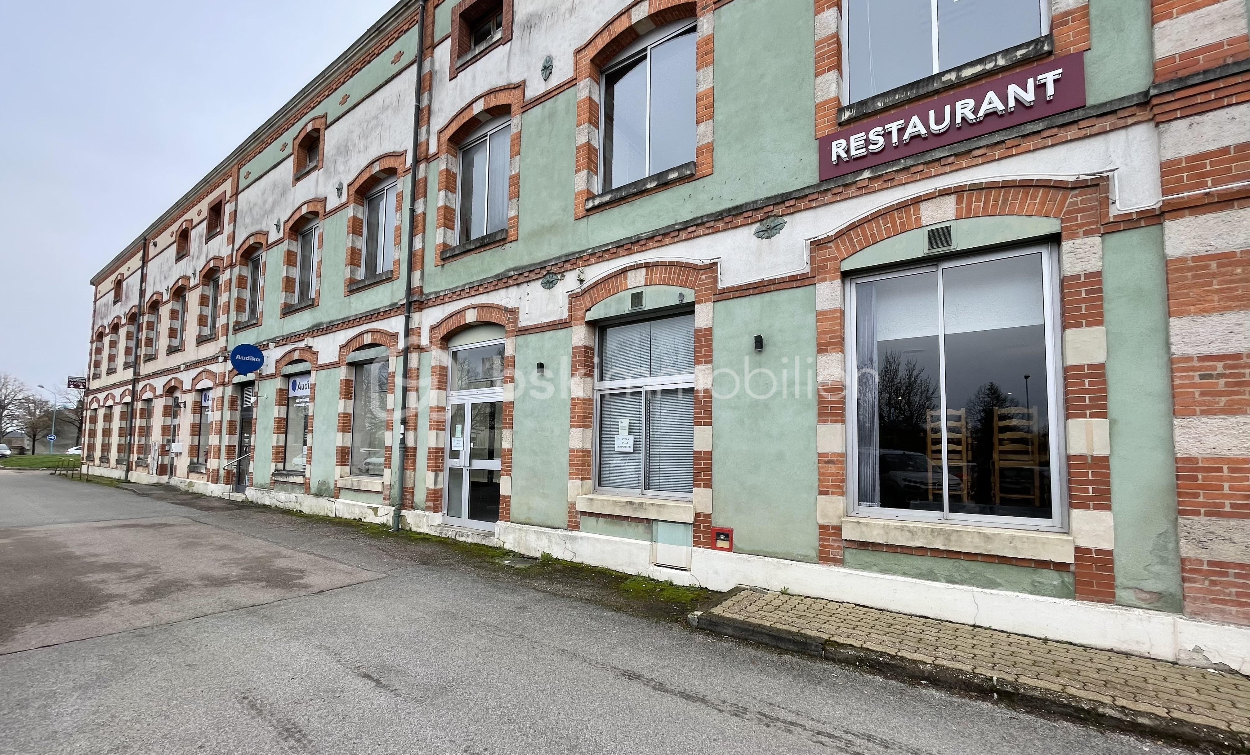 Fonds de commerce - extérieur 3.jpg