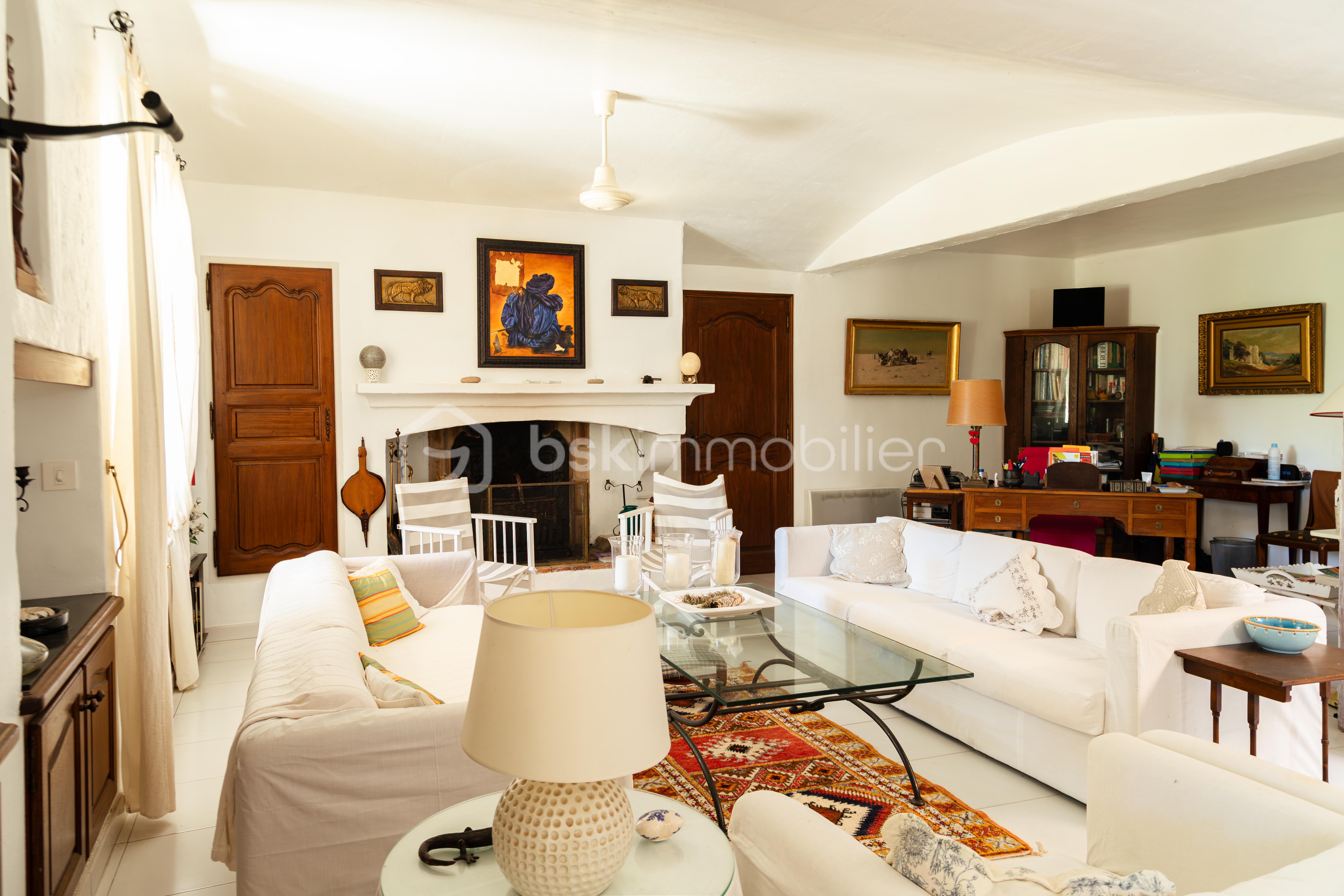 Maison de 220 m² - Lauris-7.jpg