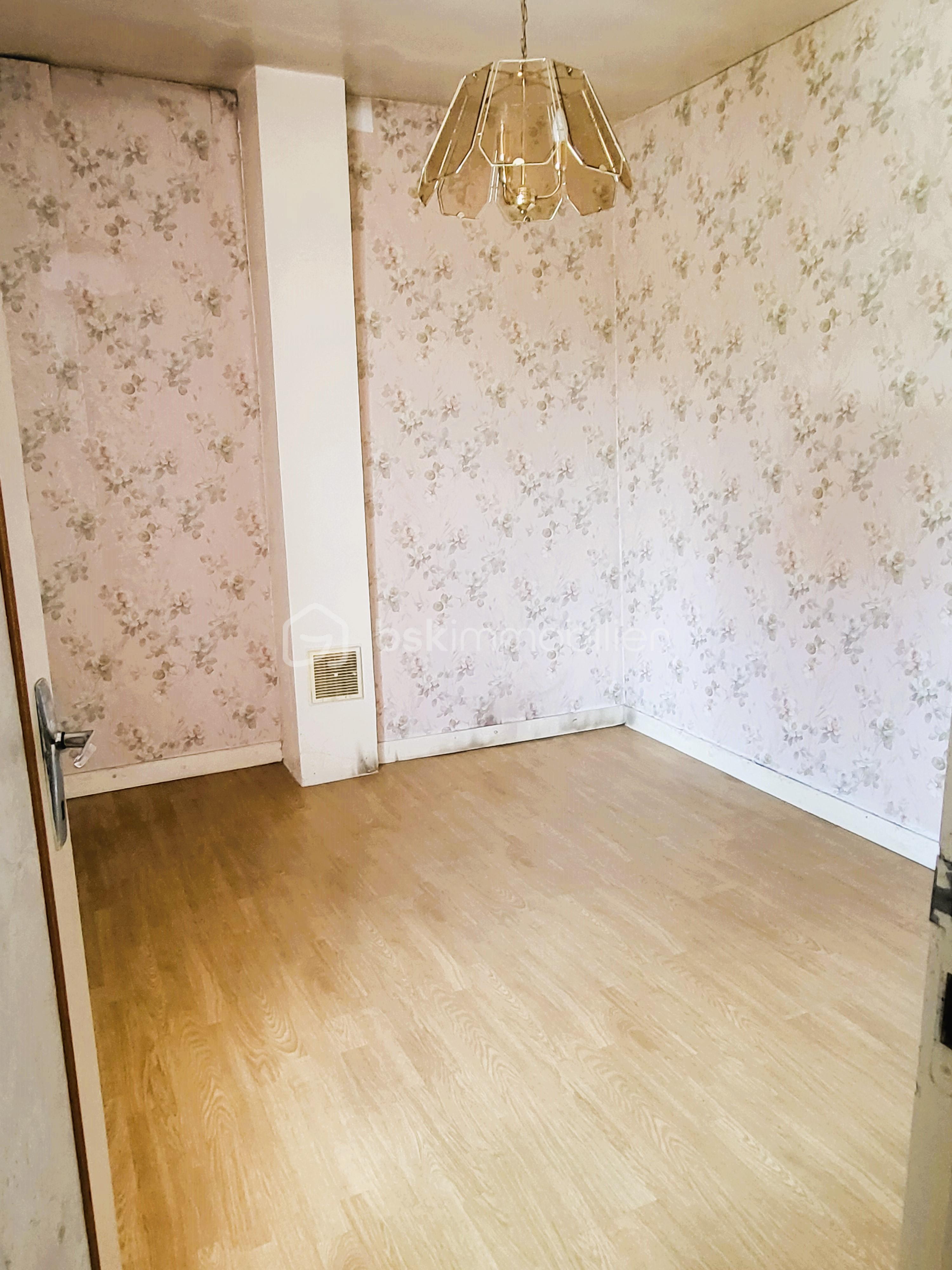 Maison de 97,64 m² - chambre 9 m².jpg