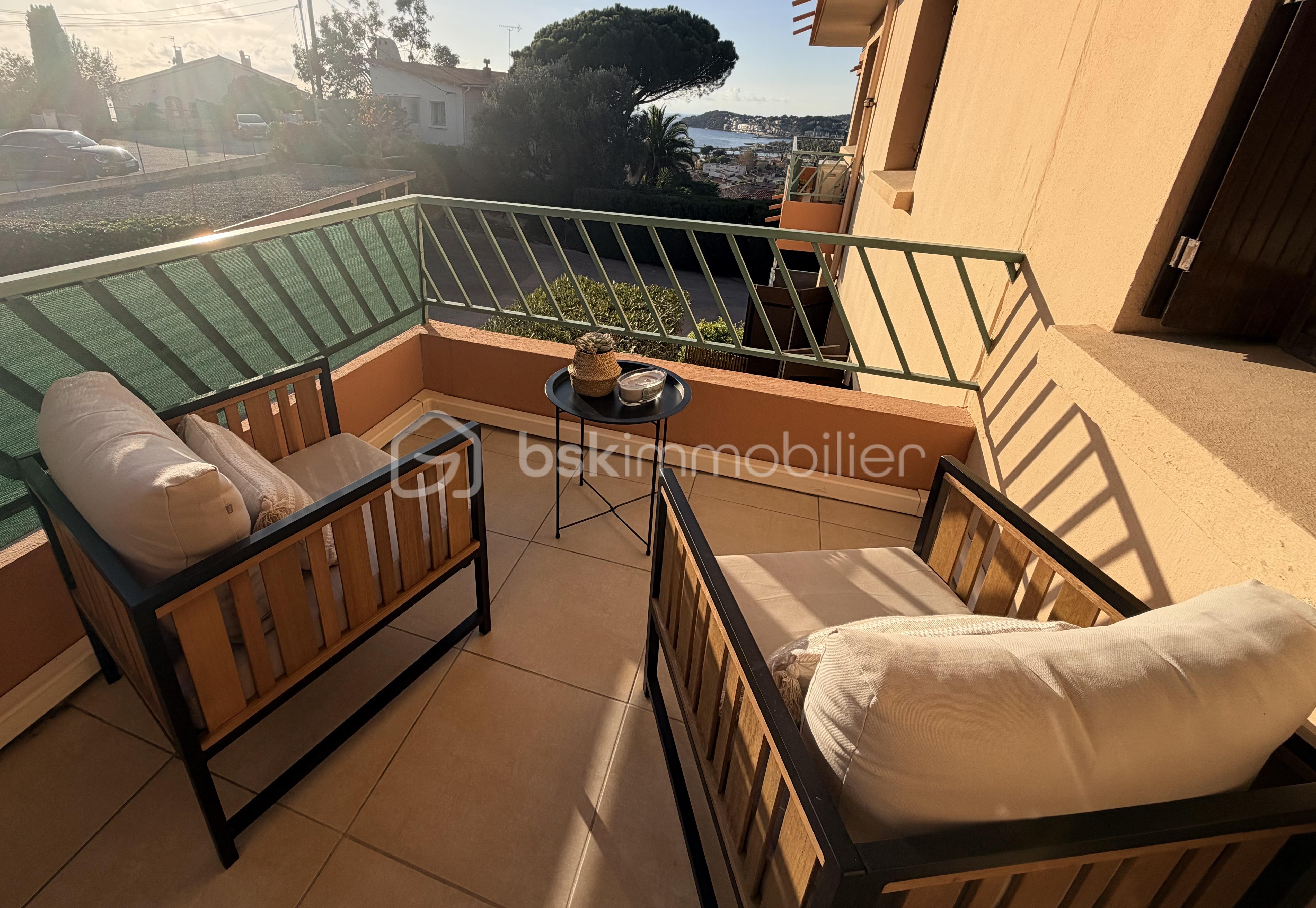 Appartement de 71 m² - Terasse vue mer.jpg