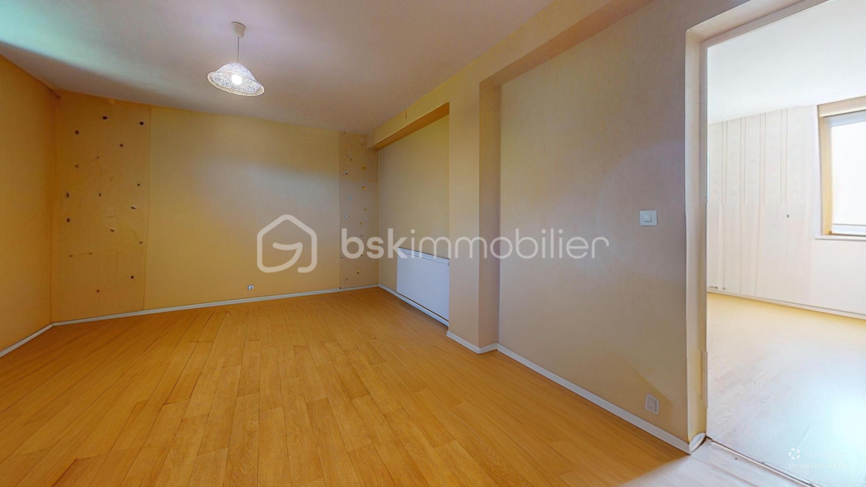 7-Les-Gauchers-Living-Room-Defurnished.jpg