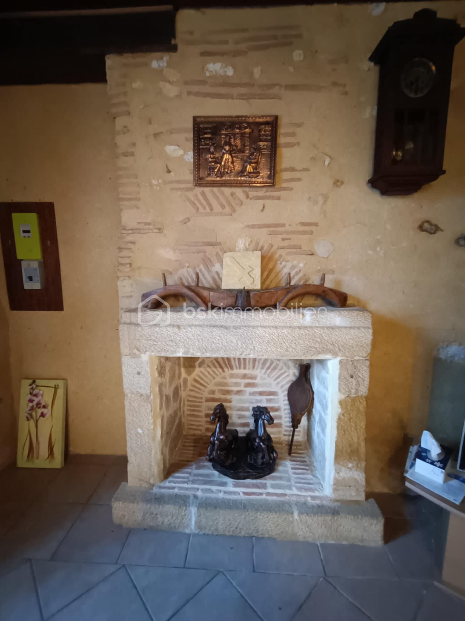 Maison en pierre de 113 m² - c5b9d9c4-b106-40fb-88db-dbebead61dc8.jpg