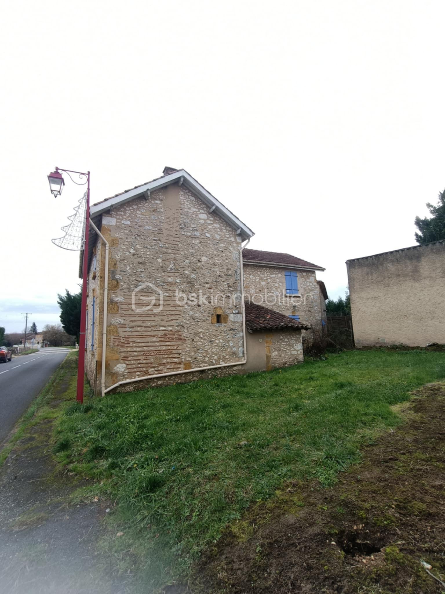 Maison en pierre de 113 m²