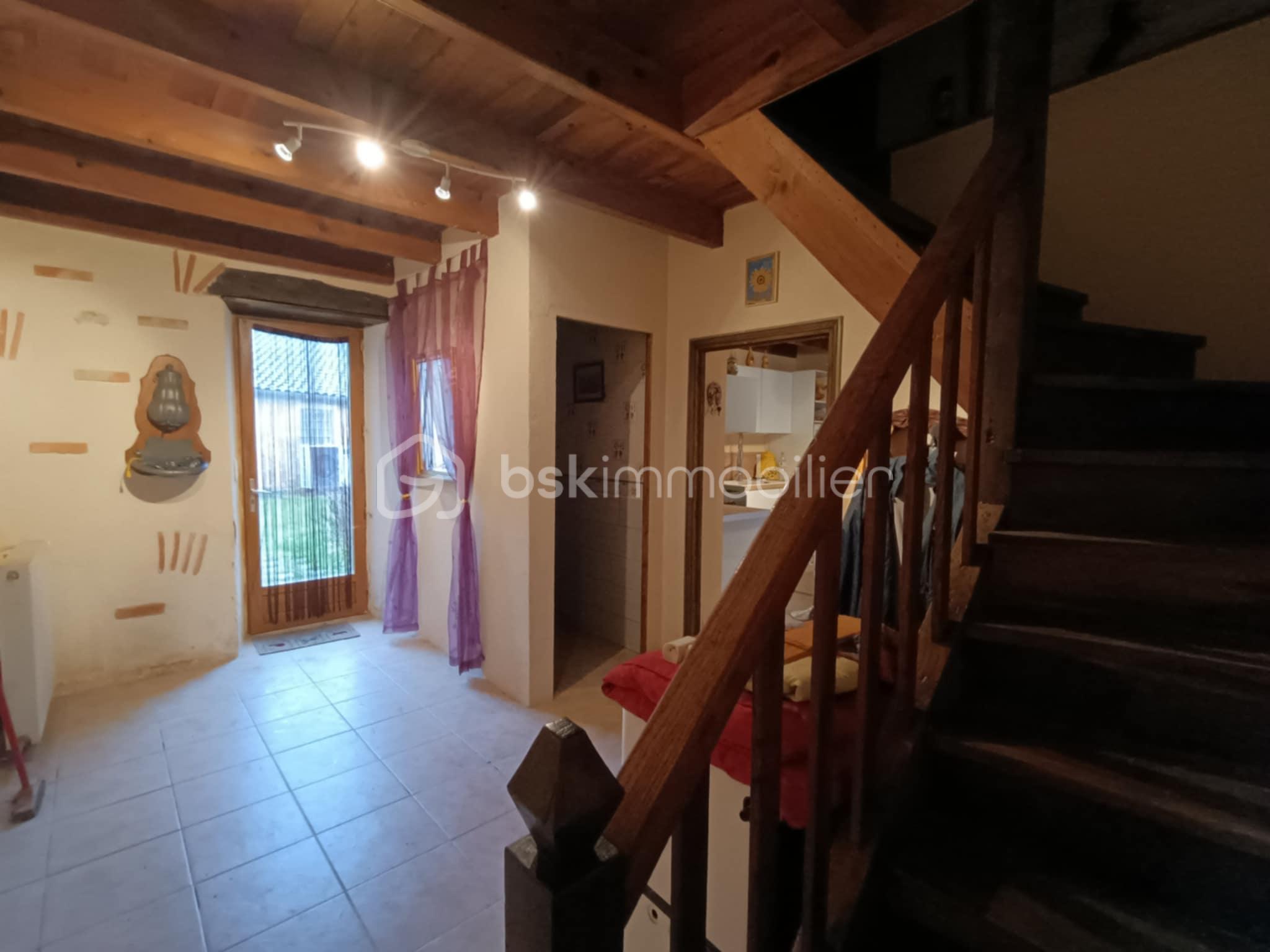Maison en pierre de 113 m² - 4ea5af90-7487-4efe-873d-4bfe5a78603b.jpg