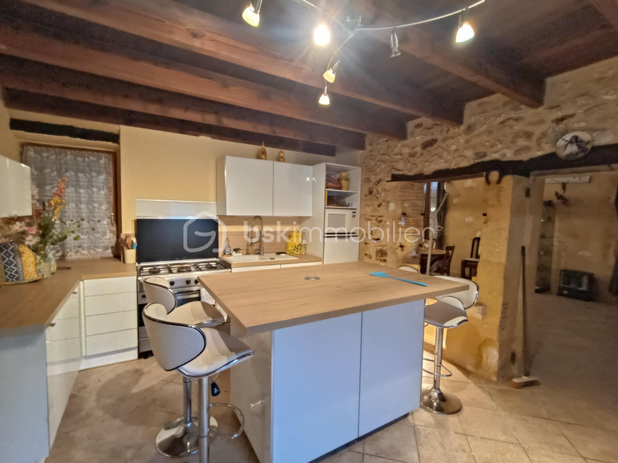 Maison en pierre de 113 m²