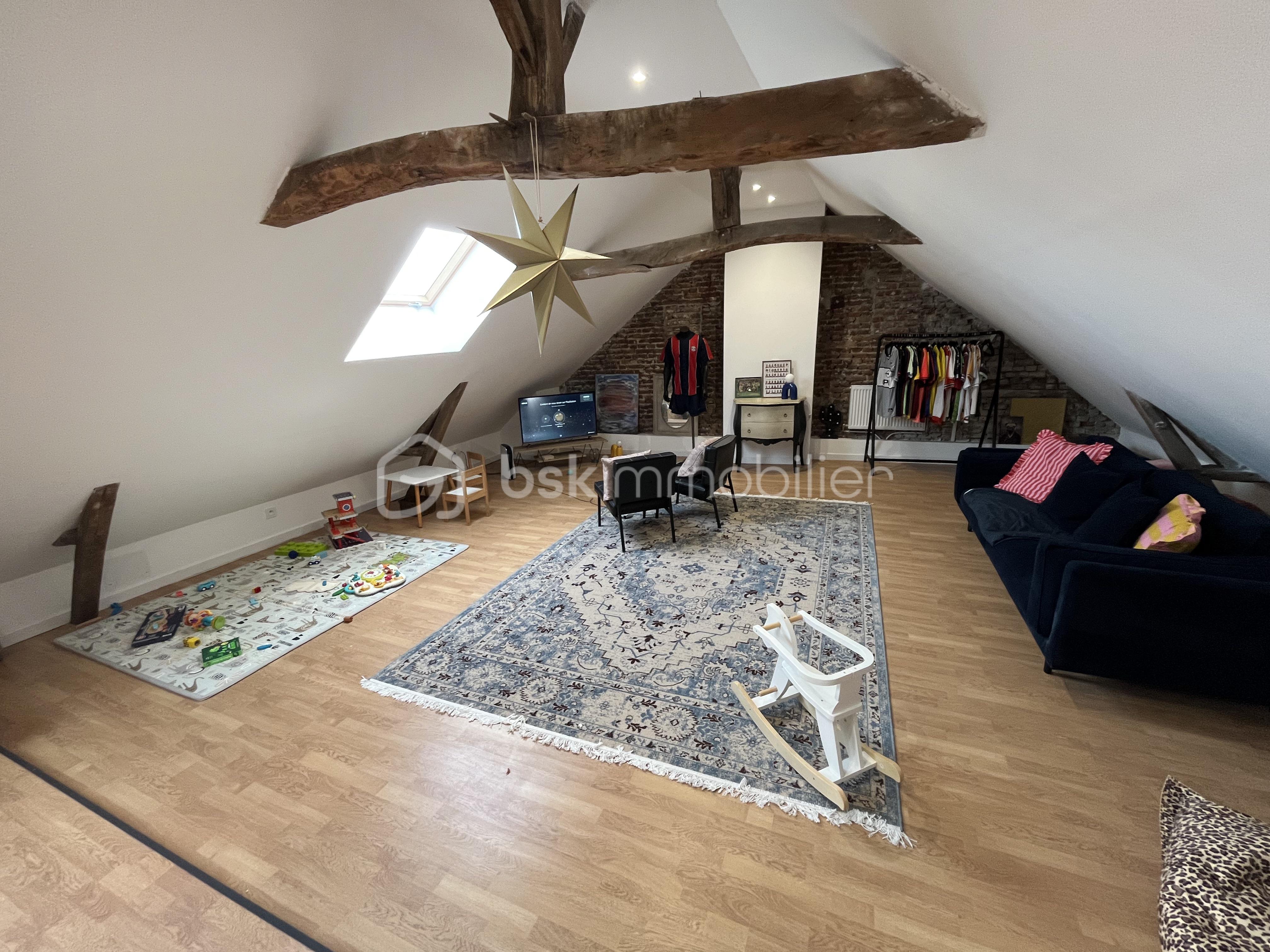 Maison de 179,27 m² -  Grenier 01.jpeg