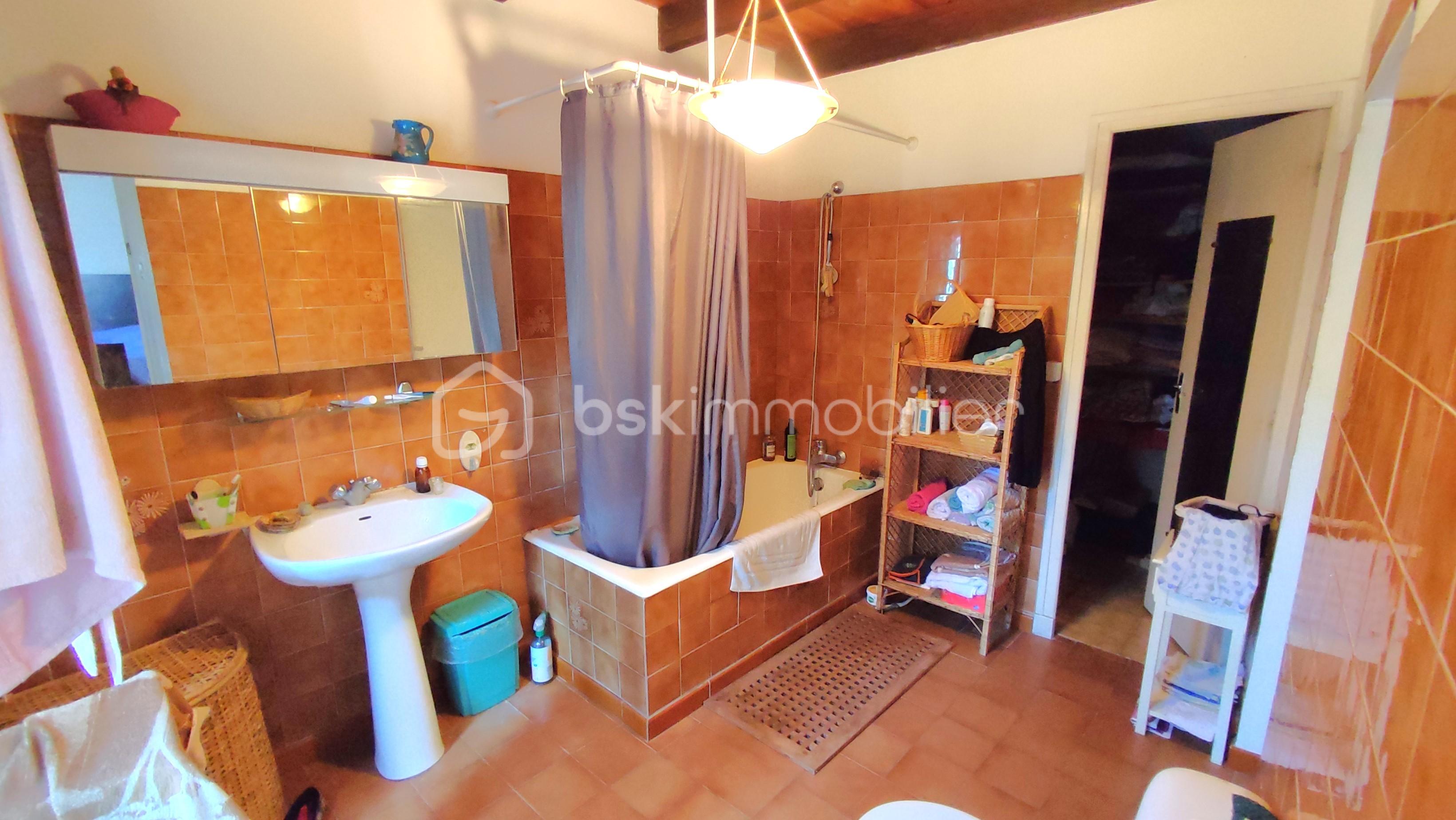 Immeuble mixte de 255 m² - IMG_20230612_103129.jpg