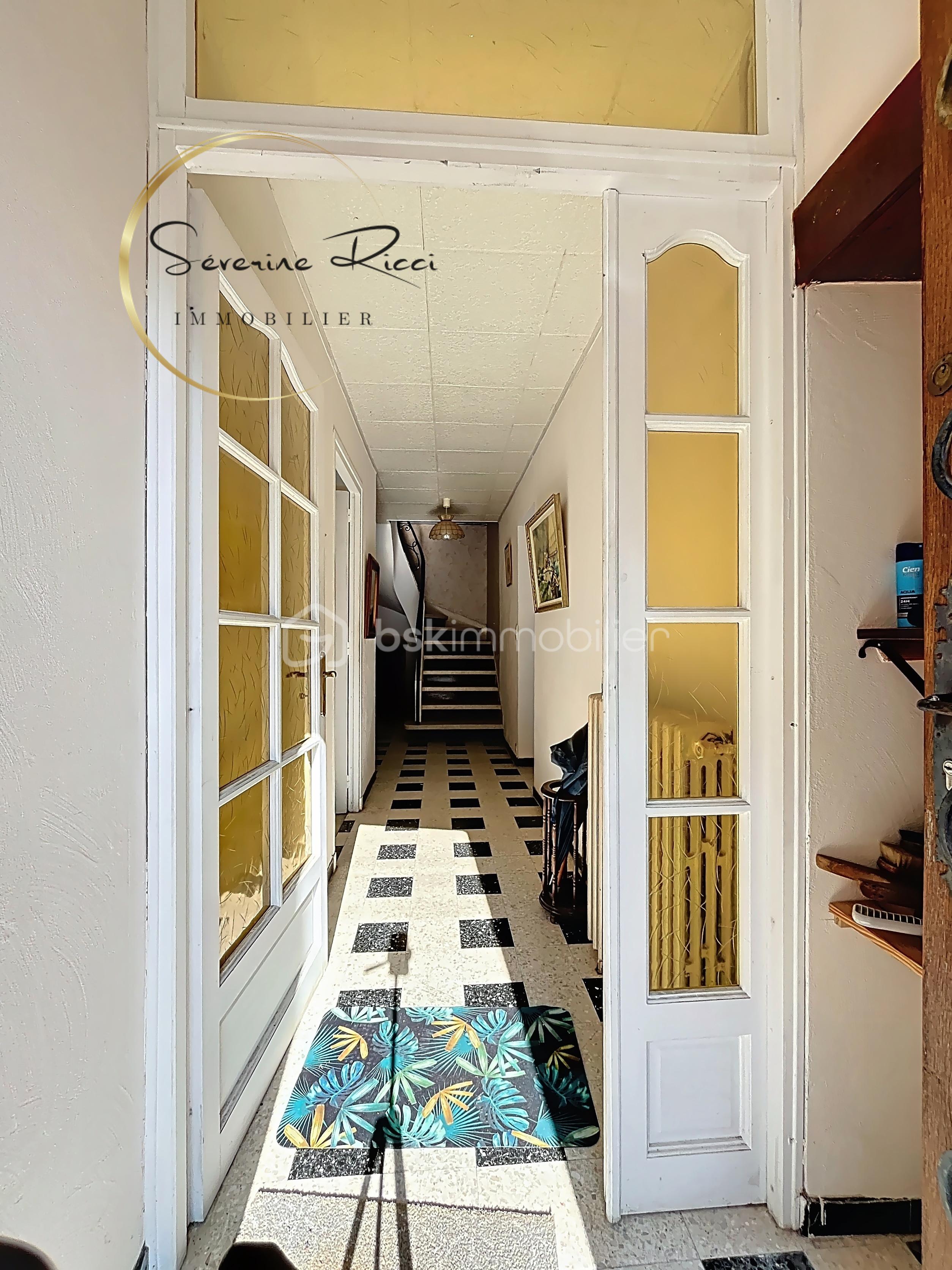 Maison de village de 132 m² - LOUISGRAND ENTREE.jpeg