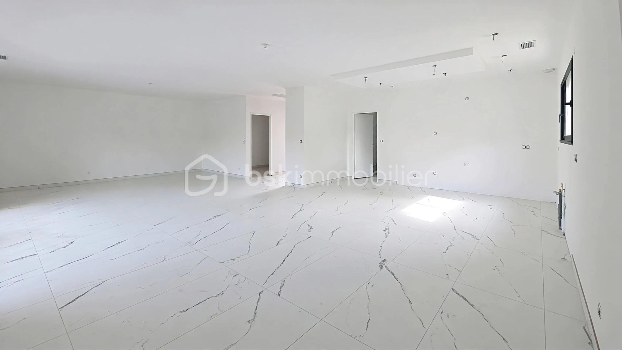 Maison de 160 m² - partie piece cuisine sejour.jpeg