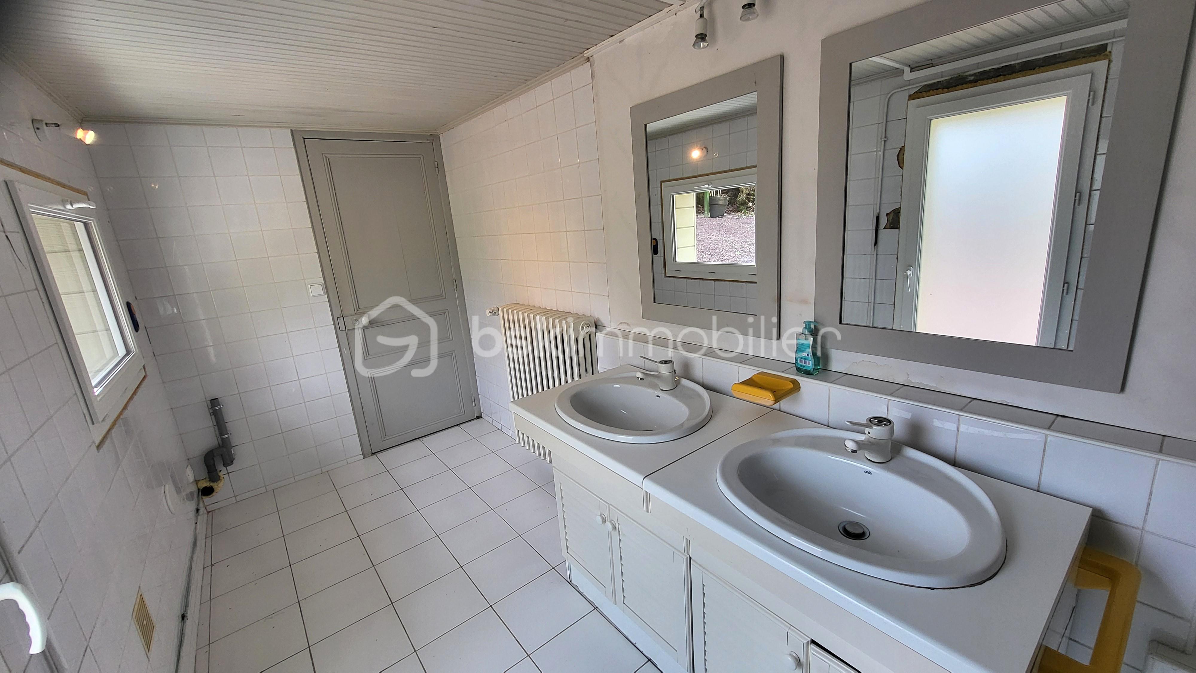 Maison en pierre de 95 m² - TEAL salle de bains 2.jpg