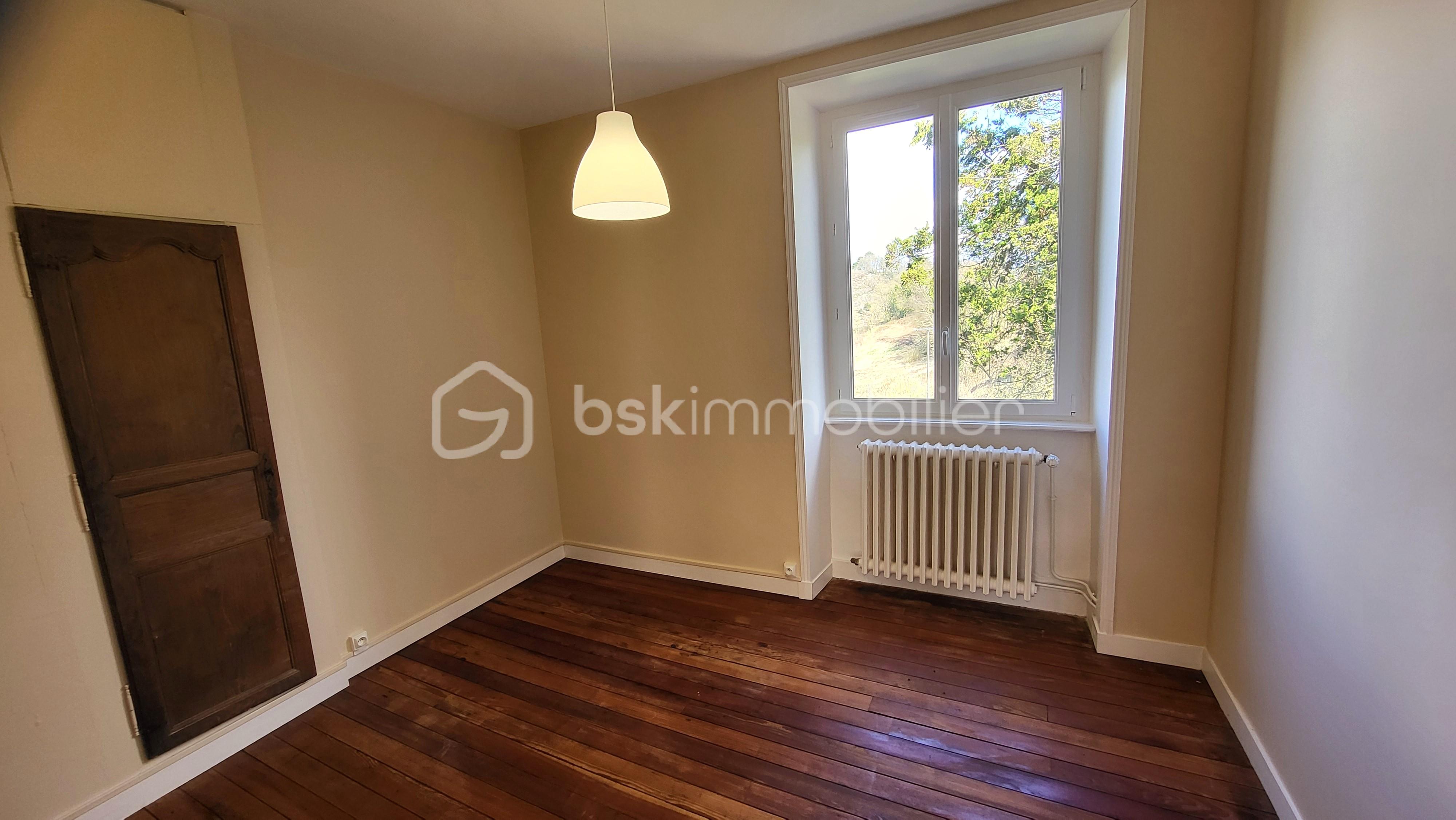 Maison en pierre de 95 m² - TEAL chambre 1 1.jpg